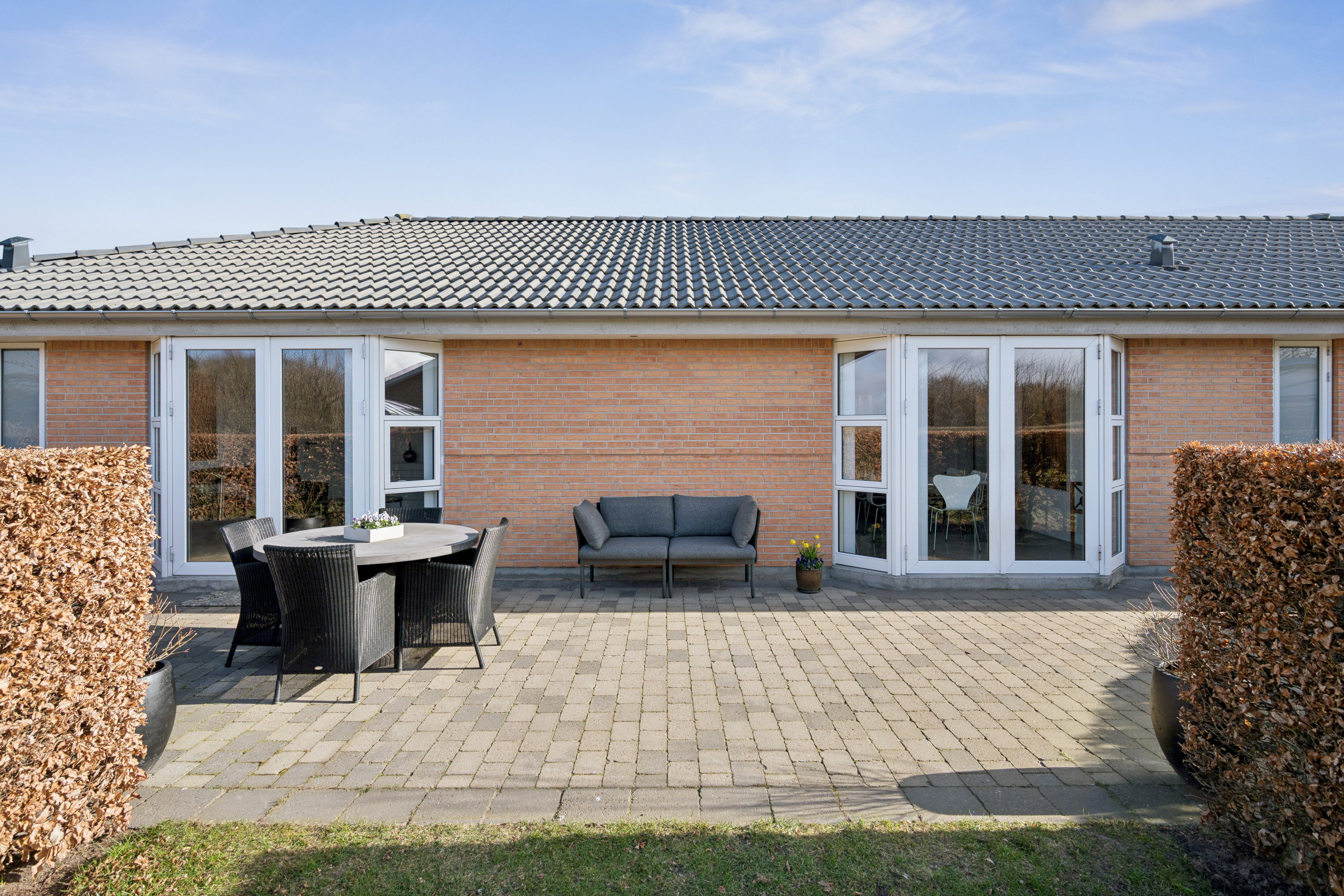 Fremhævet andet billede i fuldskærmstilstand. Billede af Søndermarken 97, Søften, 8382 Hinnerup