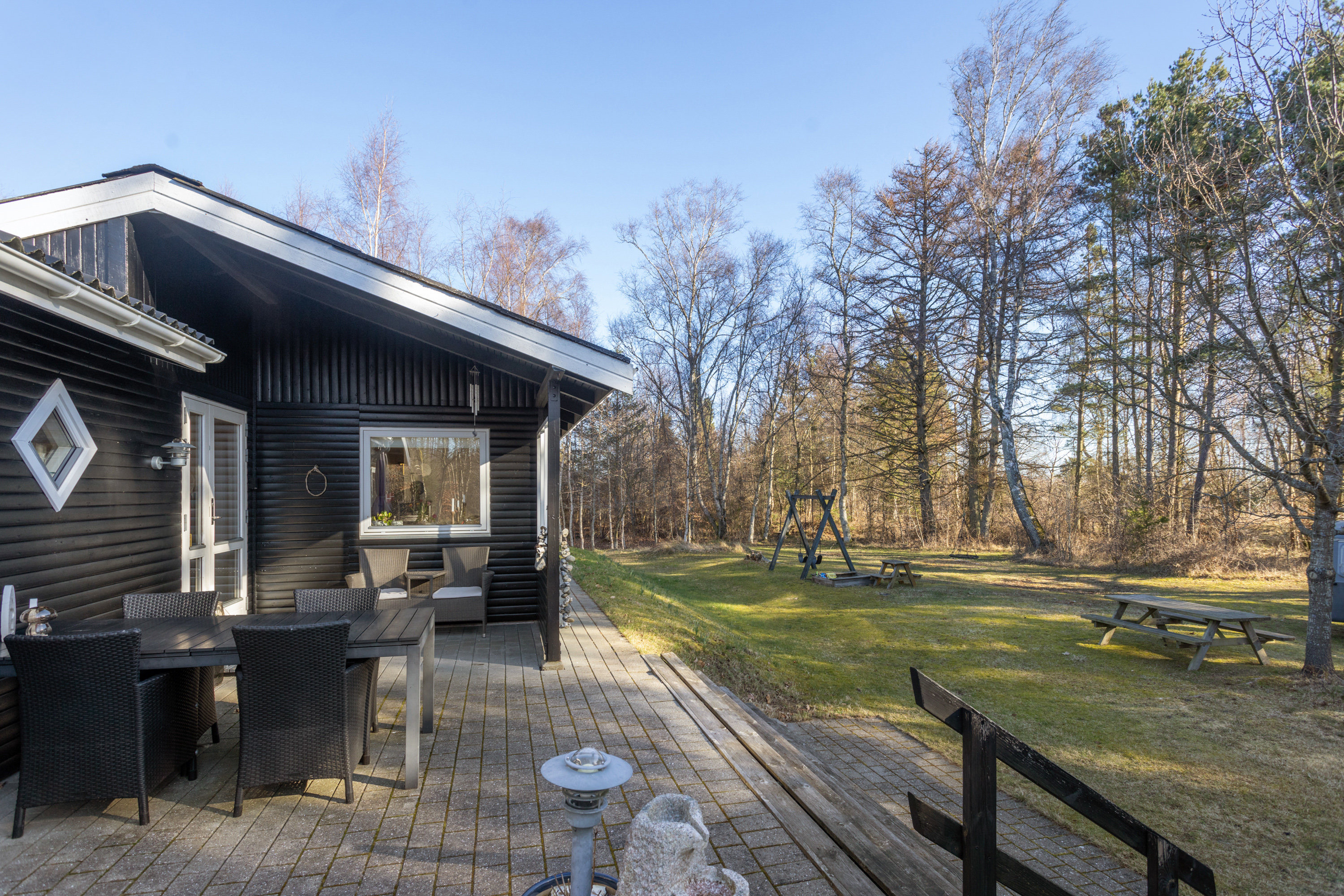 Fremhævet terrasse billede i fuldskærmstilstand. Billede af Lynglund 5, Lyngså, 9300 Sæby