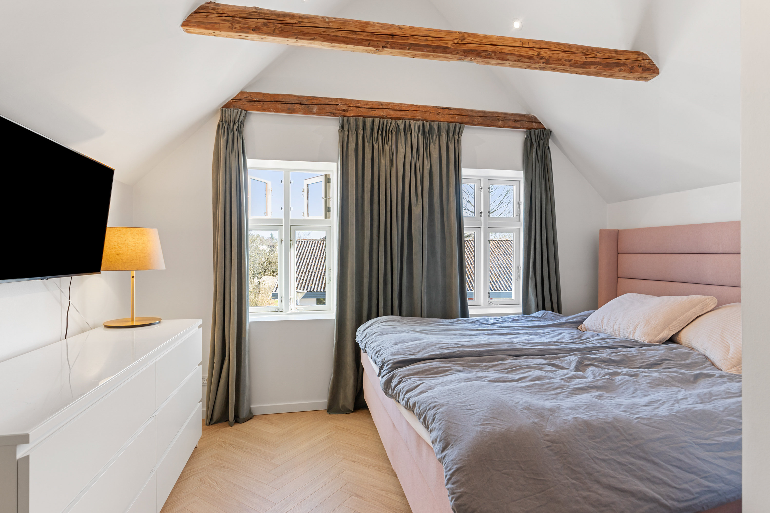 Fremhævet soveværelse billede i fuldskærmstilstand. Billede af Kattedamsvej 32, 9440 Aabybro