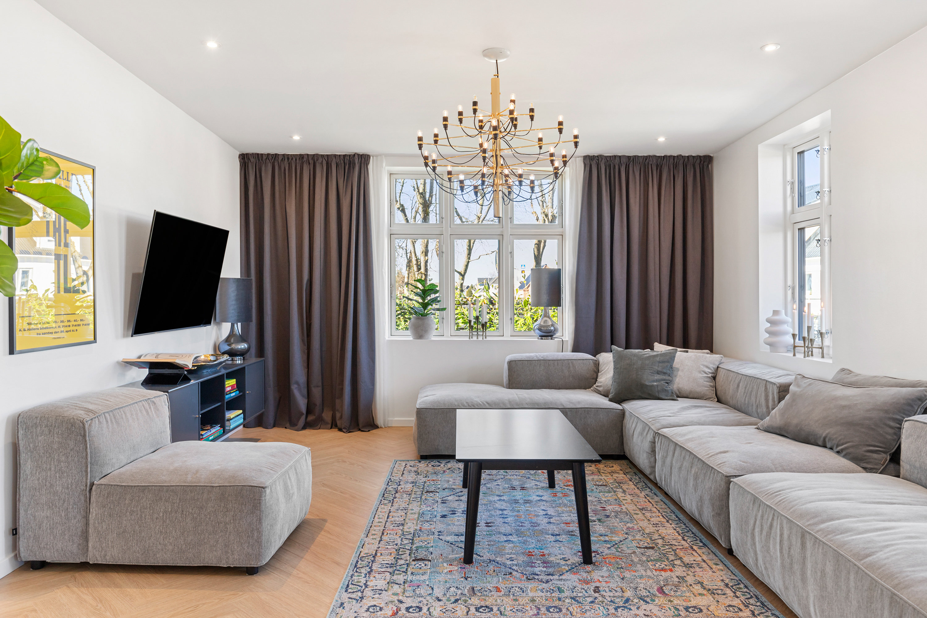 Fremhævet stue billede i fuldskærmstilstand. Billede af Kattedamsvej 32, 9440 Aabybro