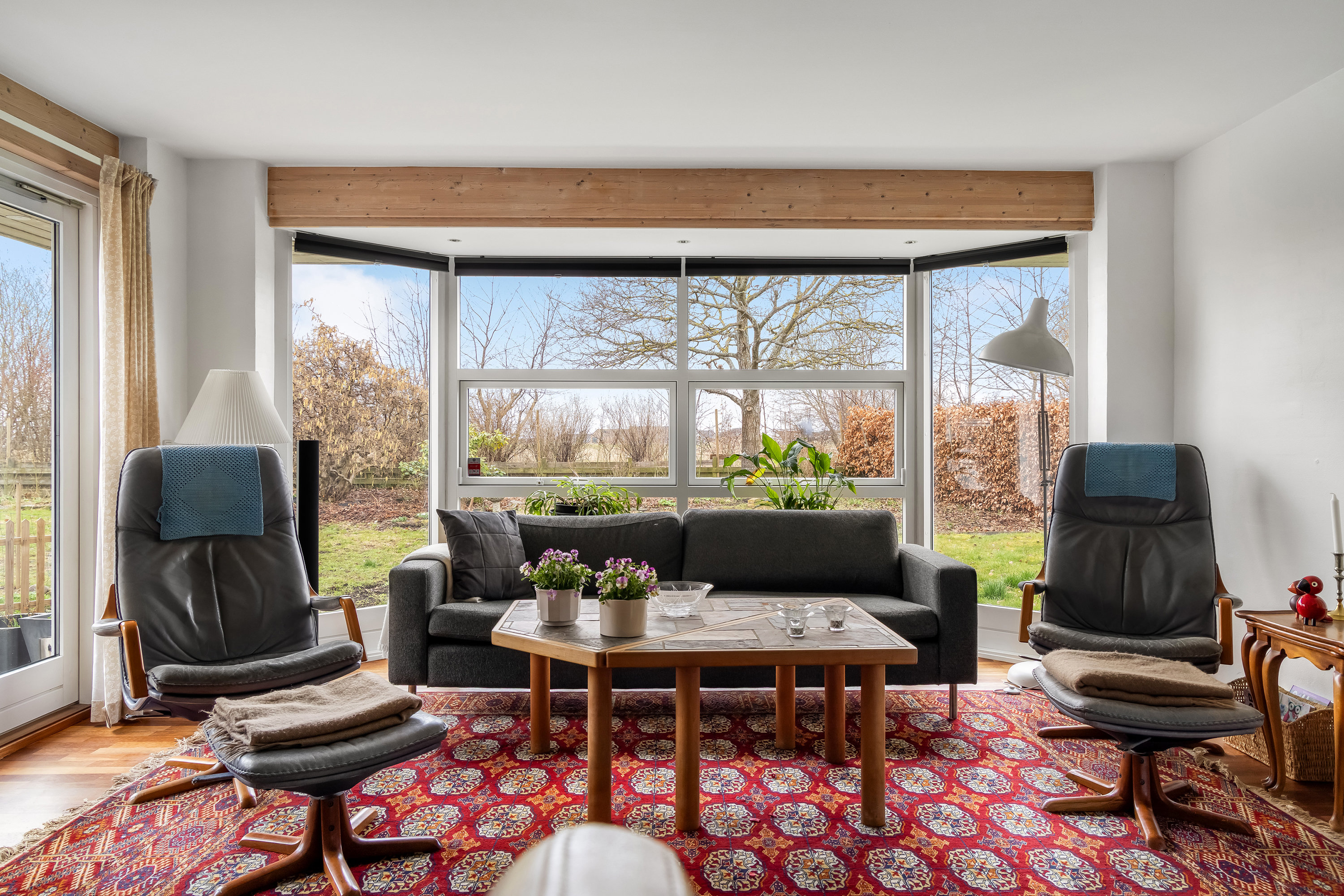 Fremhævet stue billede i fuldskærmstilstand. Billede af Fasanvej 25, 3660 Stenløse