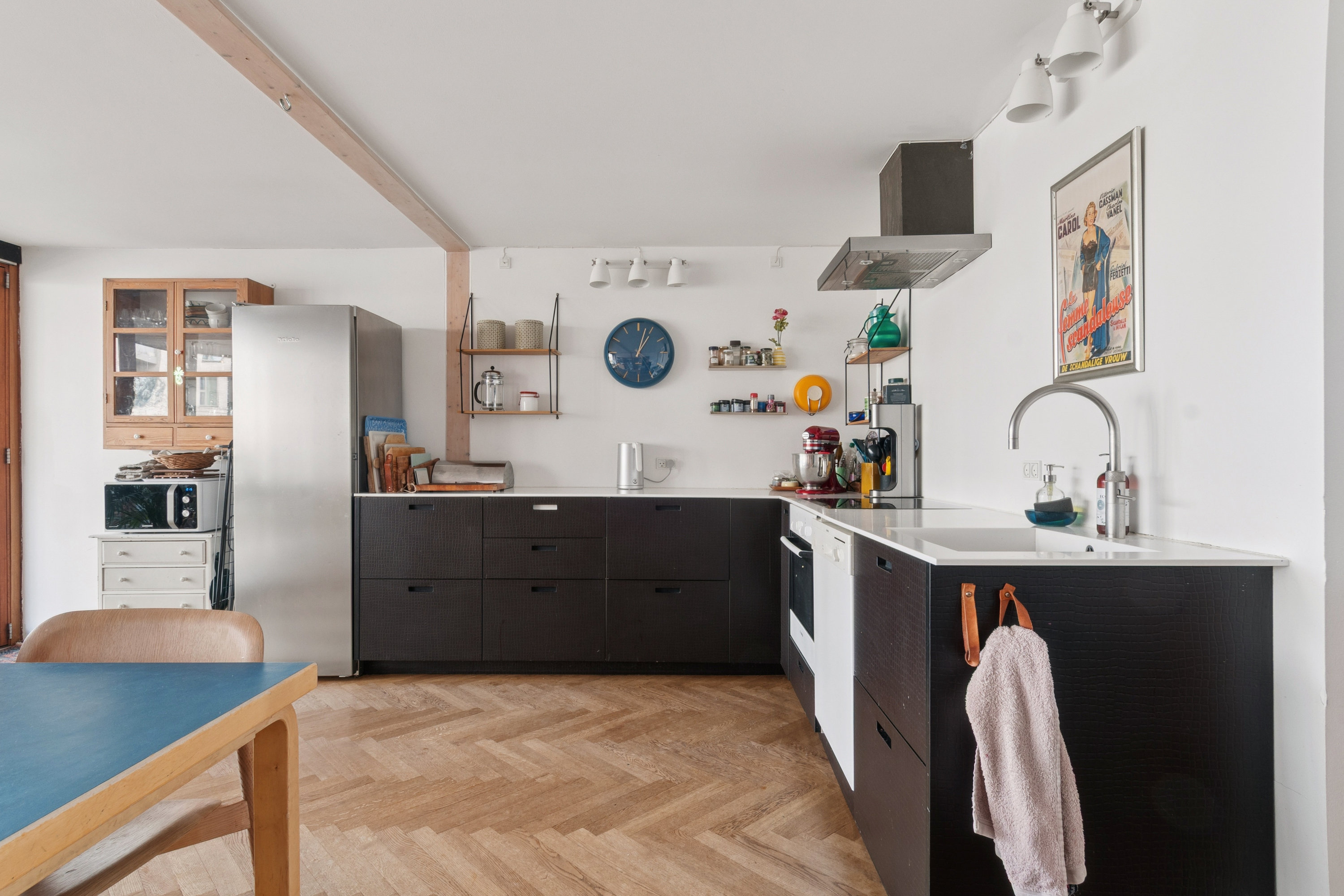 Fremhævet værelse billede i fuldskærmstilstand. Billede af Linus Paulings Vej 1, 2450 København SV