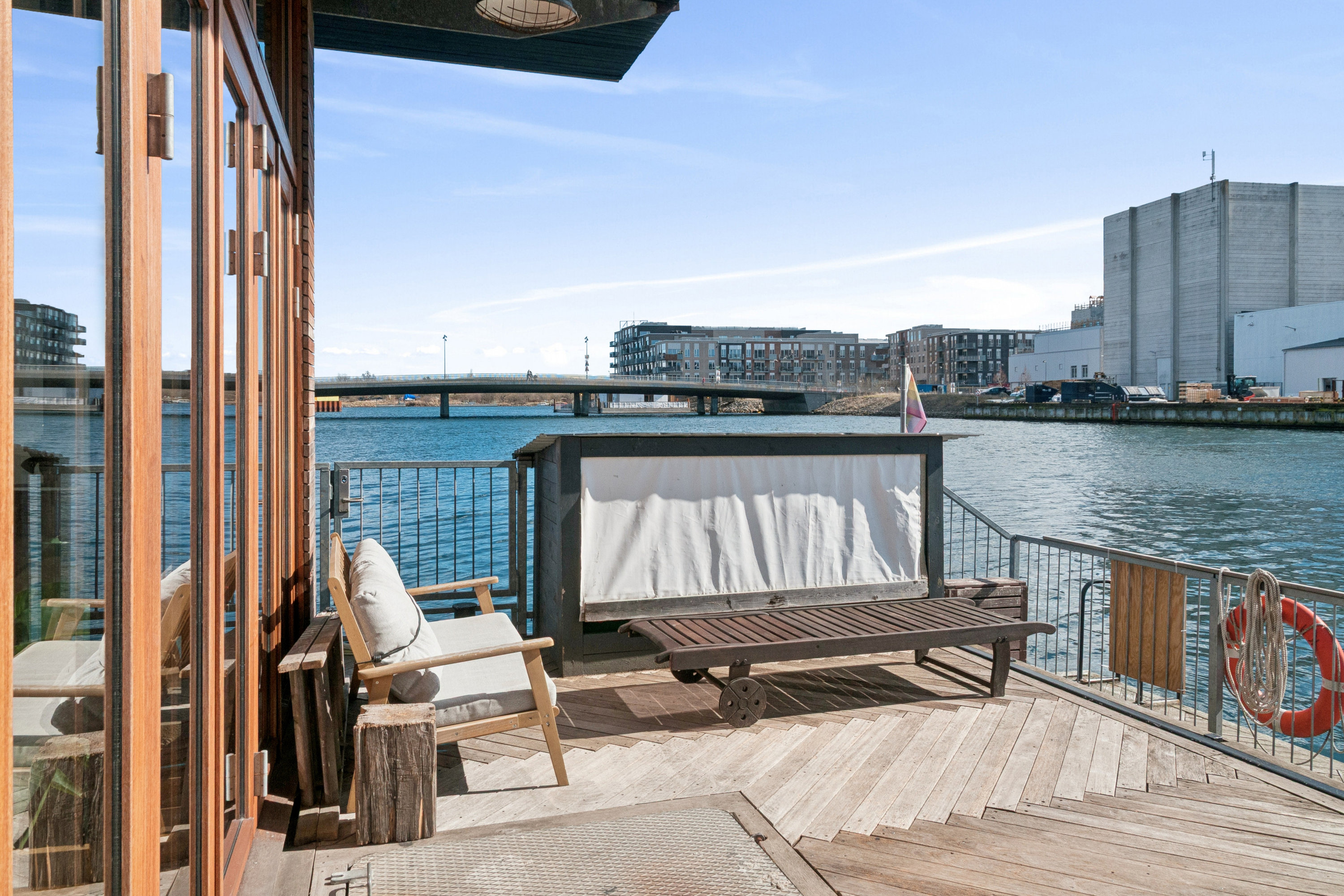 Fremhævet andet billede i fuldskærmstilstand. Billede af Linus Paulings Vej 1, 2450 København SV