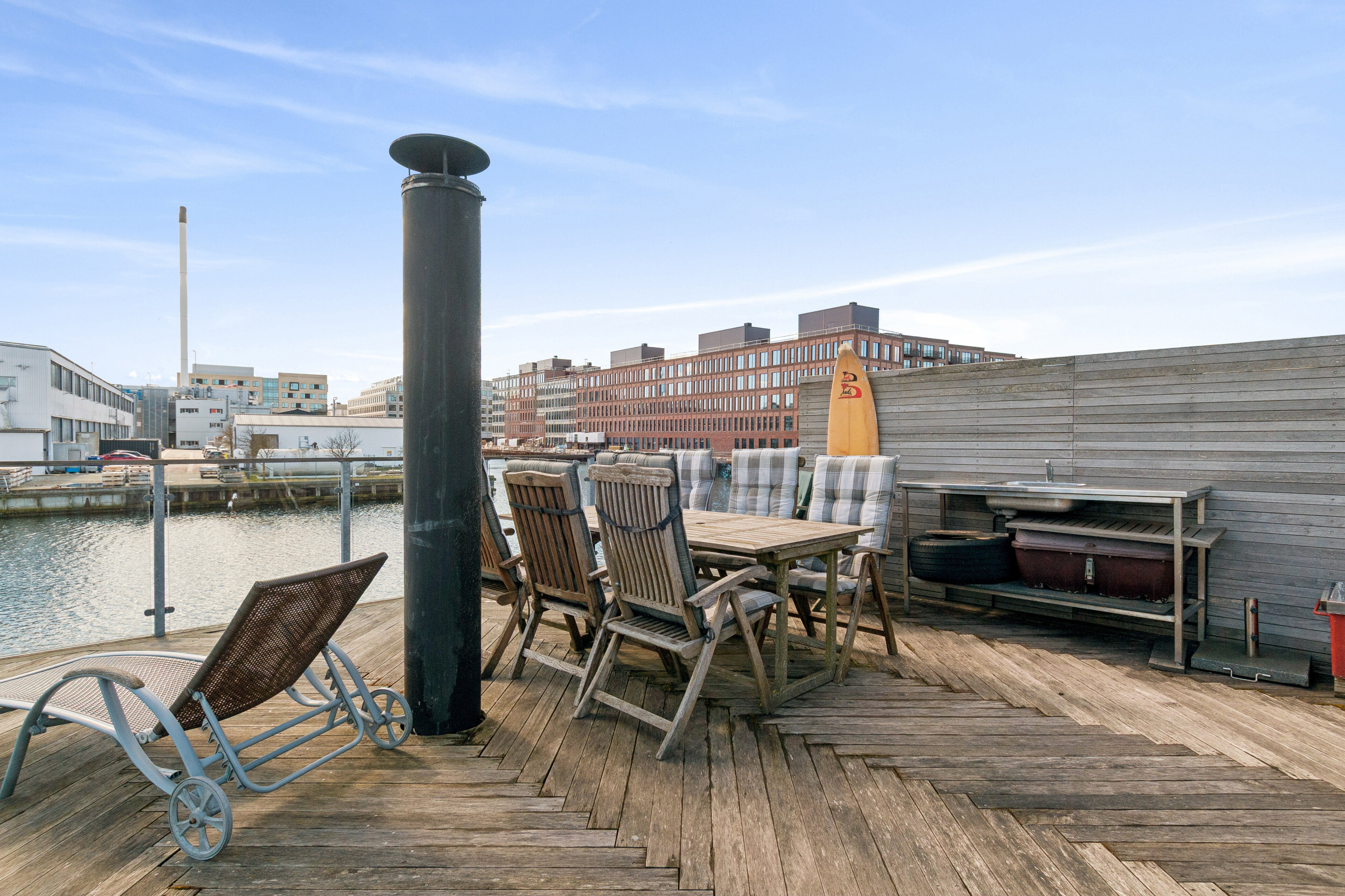 Fremhævet andet billede i fuldskærmstilstand. Billede af Linus Paulings Vej 1, 2450 København SV