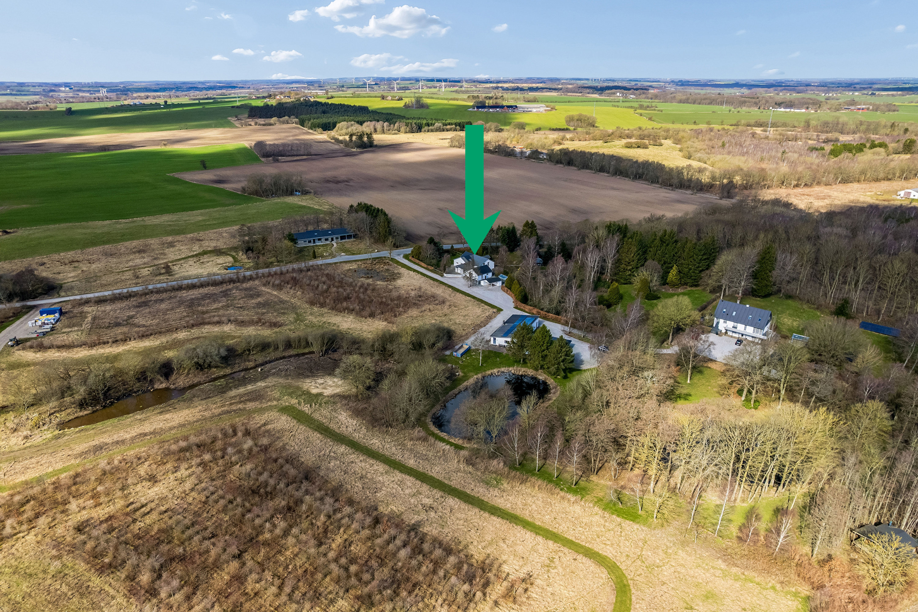 Fremhævet luftfoto billede i fuldskærmstilstand. Billede af Tinghøjvej 114, 8541 Skødstrup