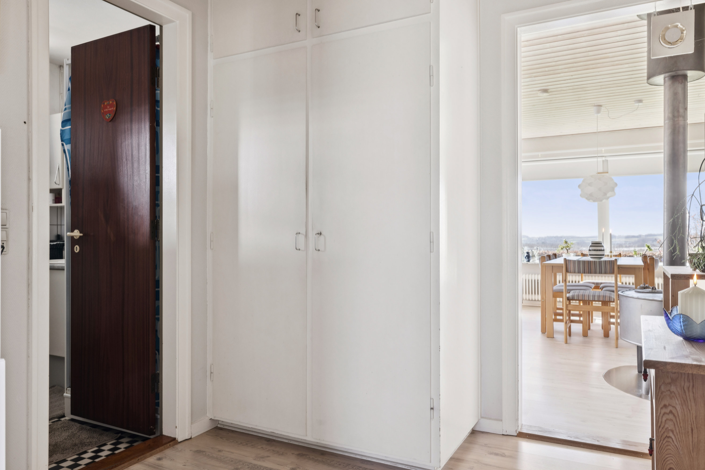 Fremhævet entré billede i fuldskærmstilstand. Billede af Grave Banke 8, Strandby Mk, 5683 Haarby