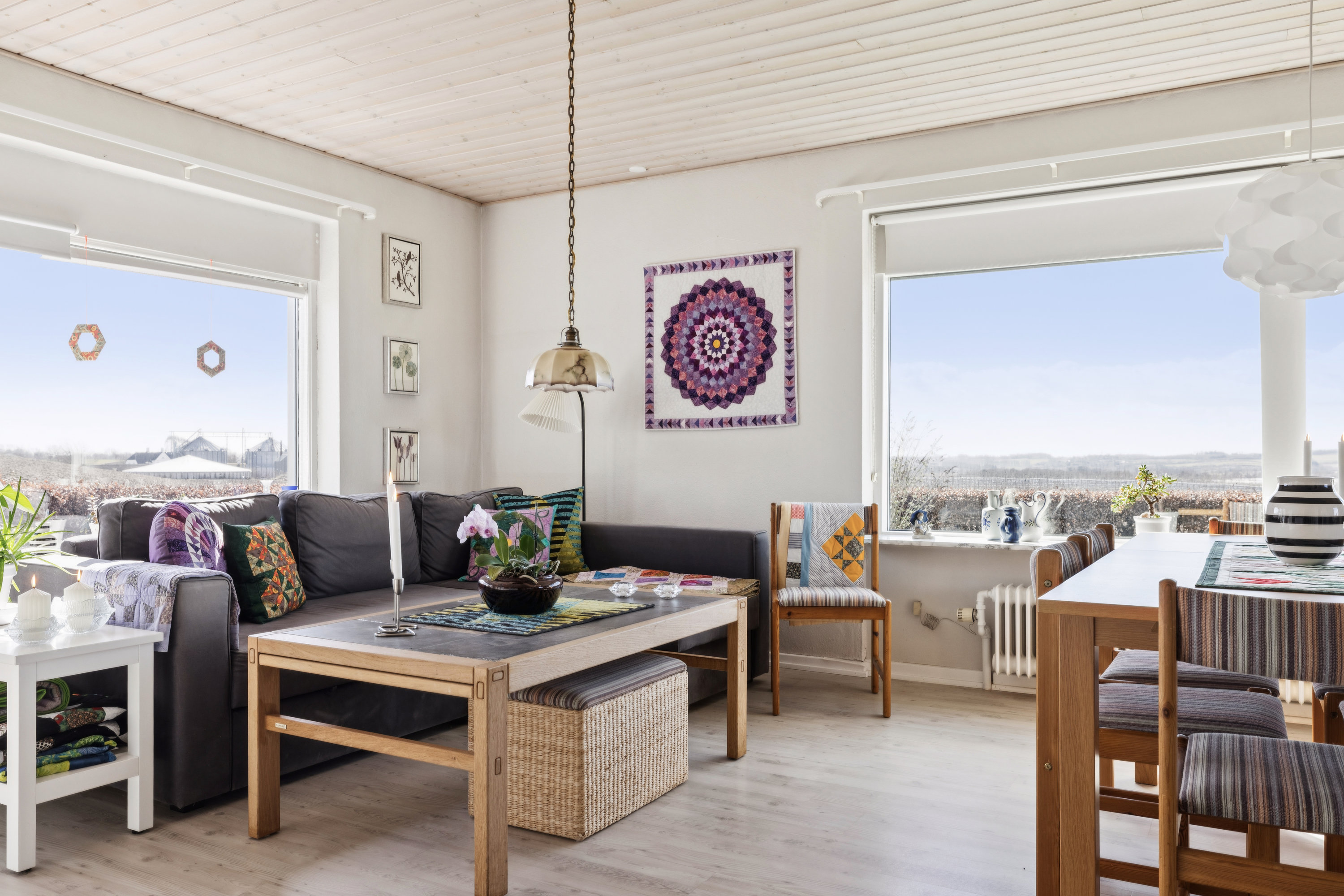 Fremhævet stue billede i fuldskærmstilstand. Billede af Grave Banke 8, Strandby Mk, 5683 Haarby