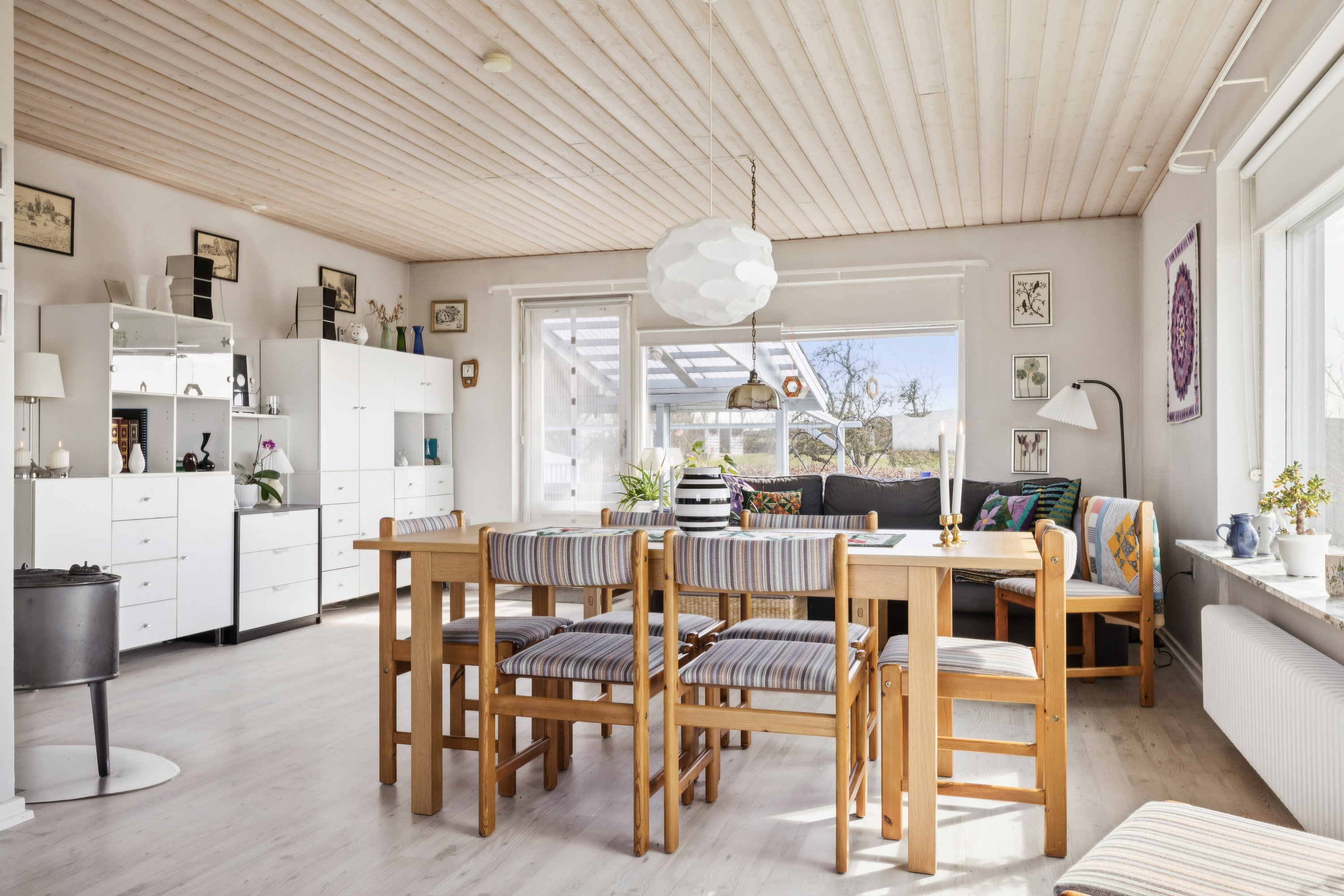 Fremhævet stue billede i fuldskærmstilstand. Billede af Grave Banke 8, Strandby Mk, 5683 Haarby