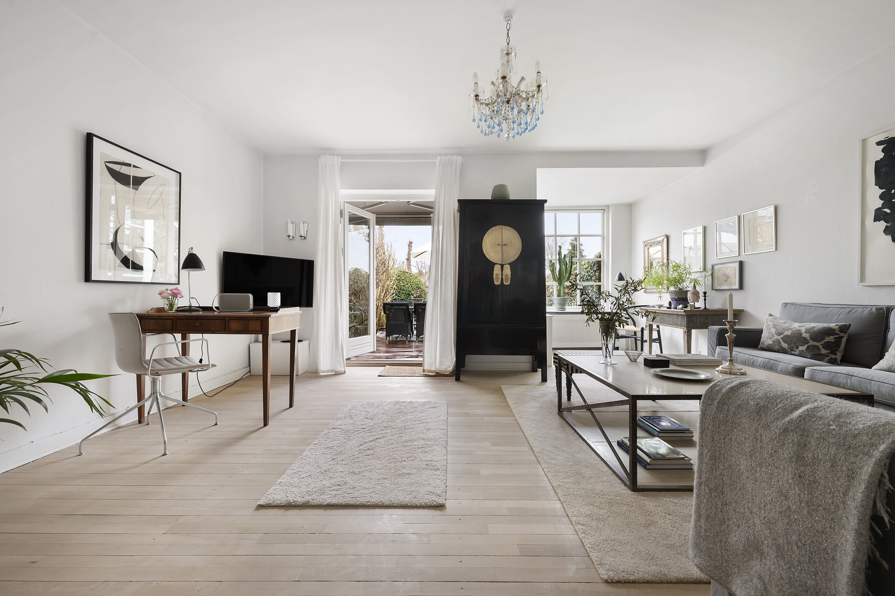 Fremhævet stue billede i fuldskærmstilstand. Billede af Kollegiehaven 9, 2920 Charlottenlund