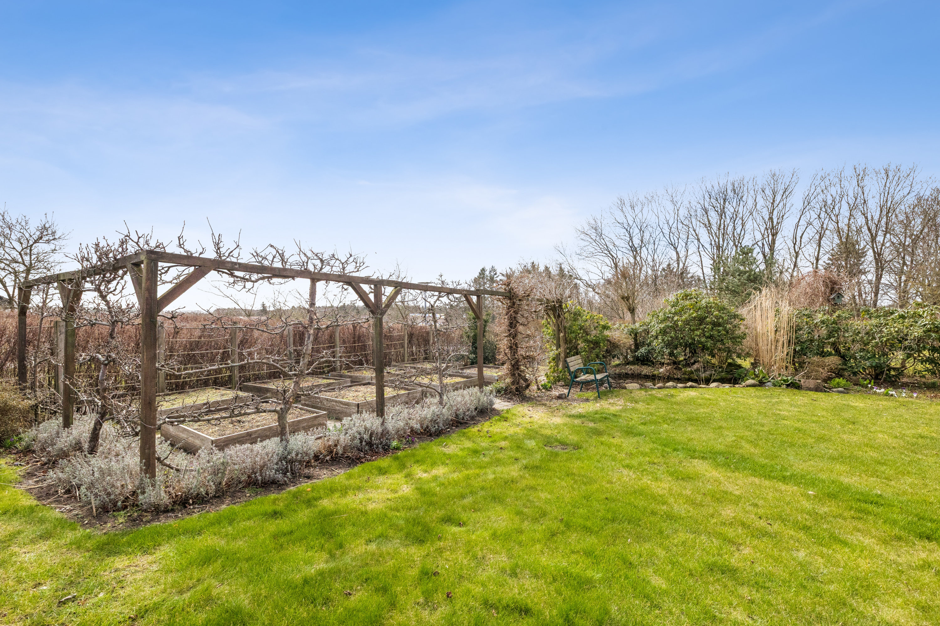 Fremhævet have billede i fuldskærmstilstand. Billede af Skrænten 12, Vrold, 8660 Skanderborg