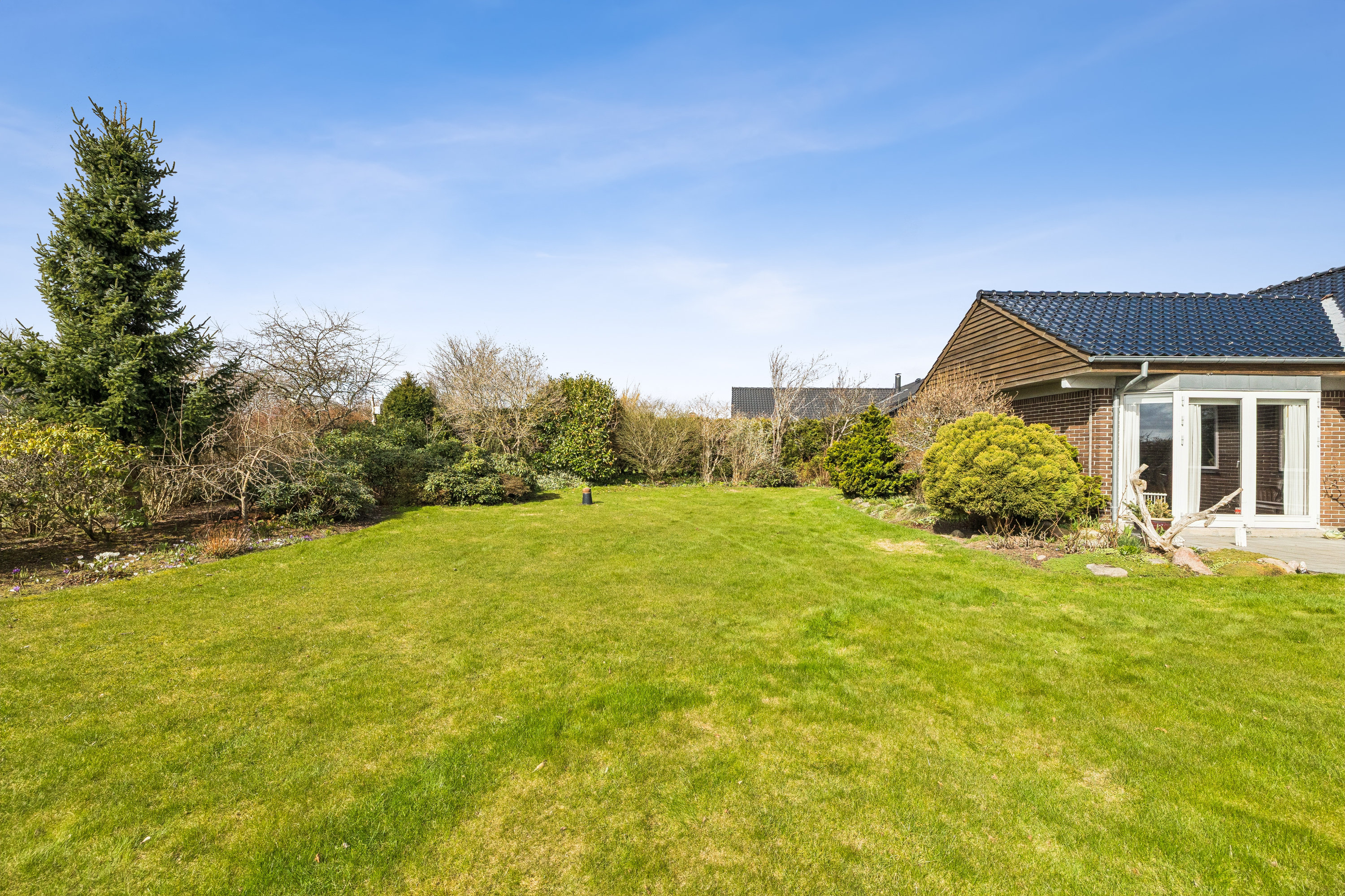 Fremhævet have billede i fuldskærmstilstand. Billede af Skrænten 12, Vrold, 8660 Skanderborg