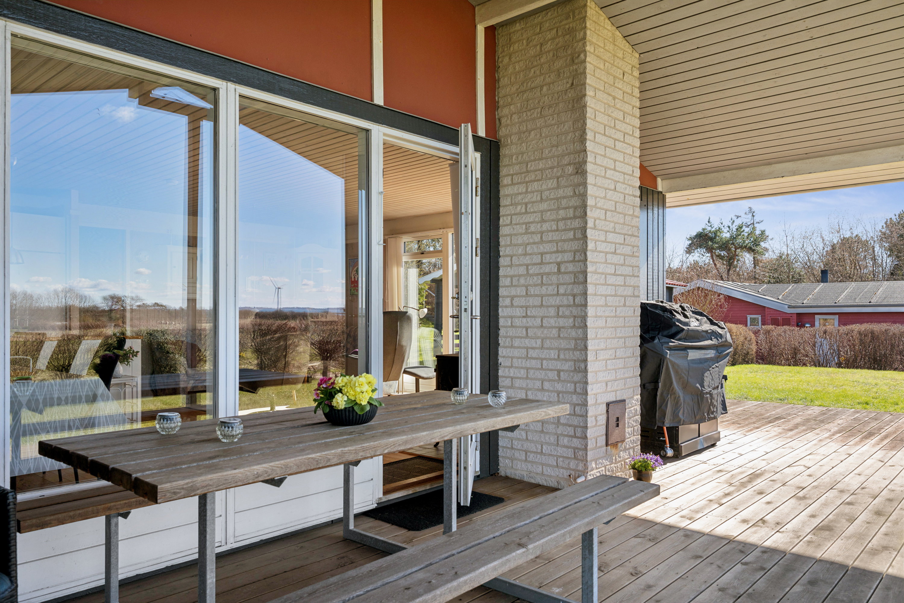 Fremhævet altan billede i fuldskærmstilstand. Billede af Brunkløvervej 14, Øer Strand, 8400 Ebeltoft