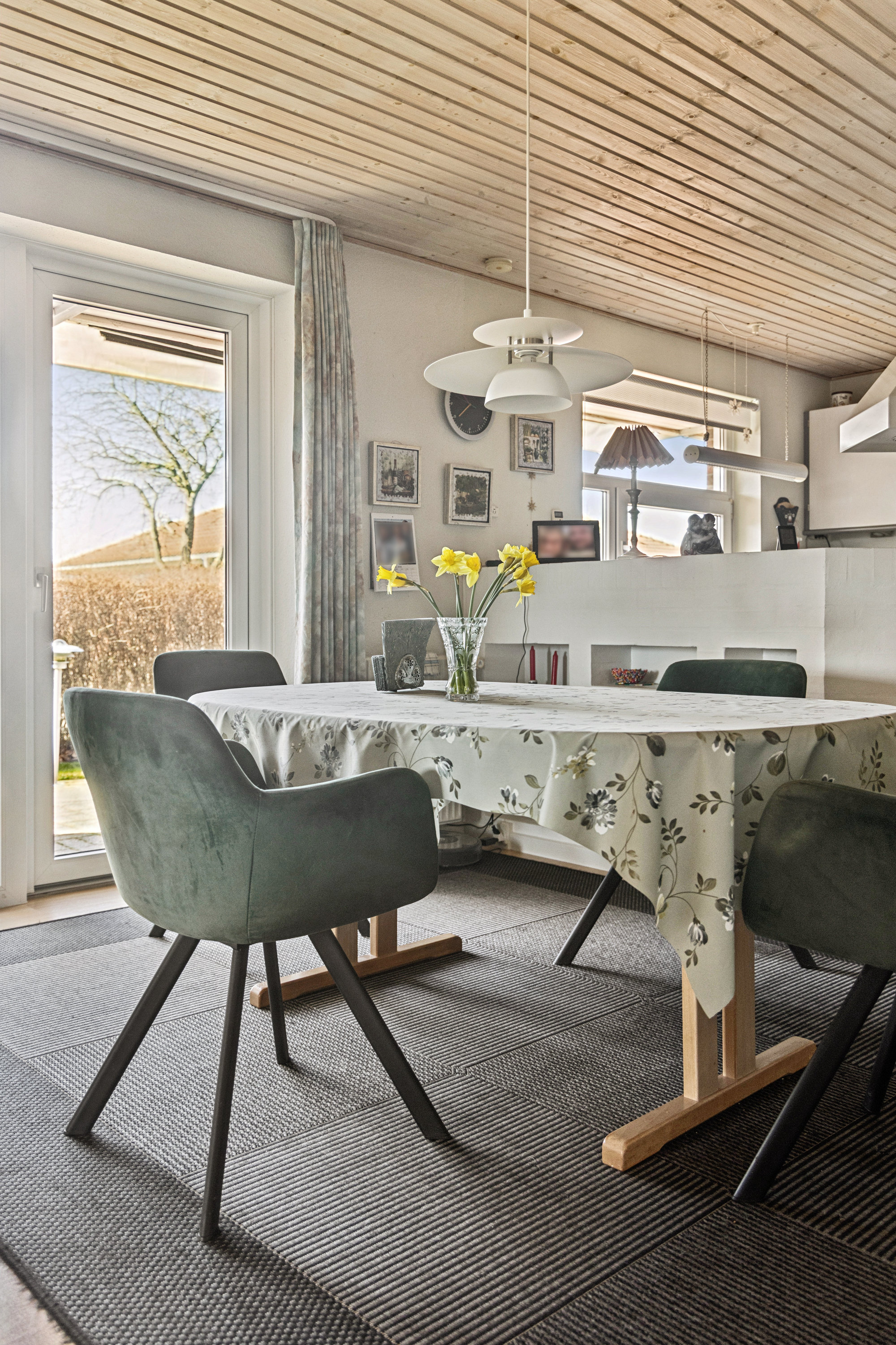 Fremhævet terrasse billede i fuldskærmstilstand. Billede af Lucernehaven 70, Ulsted, 9370 Hals