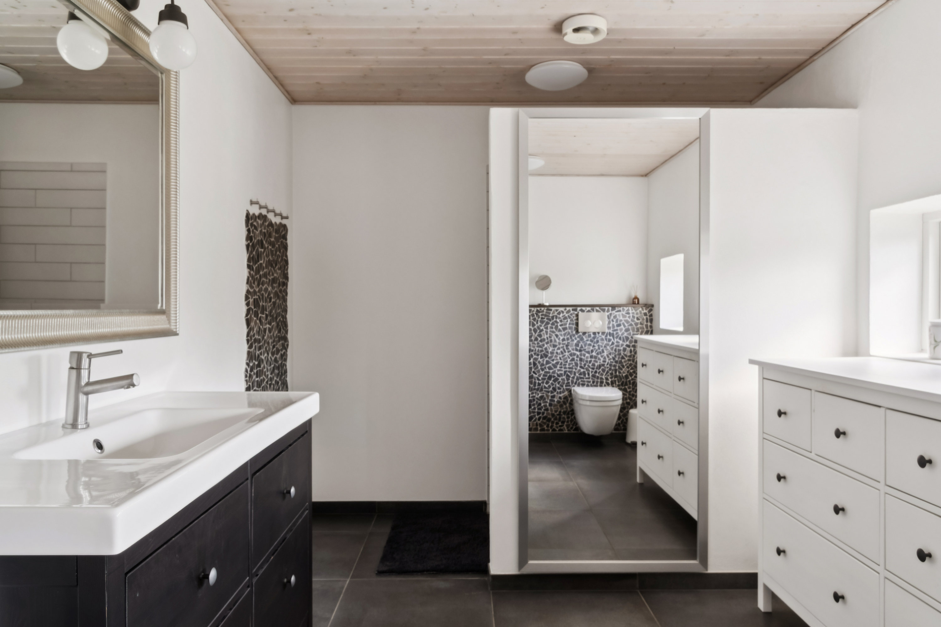 Fremhævet badeværelse billede i fuldskærmstilstand. Billede af Axel Munchsvej 34, 8550 Ryomgård