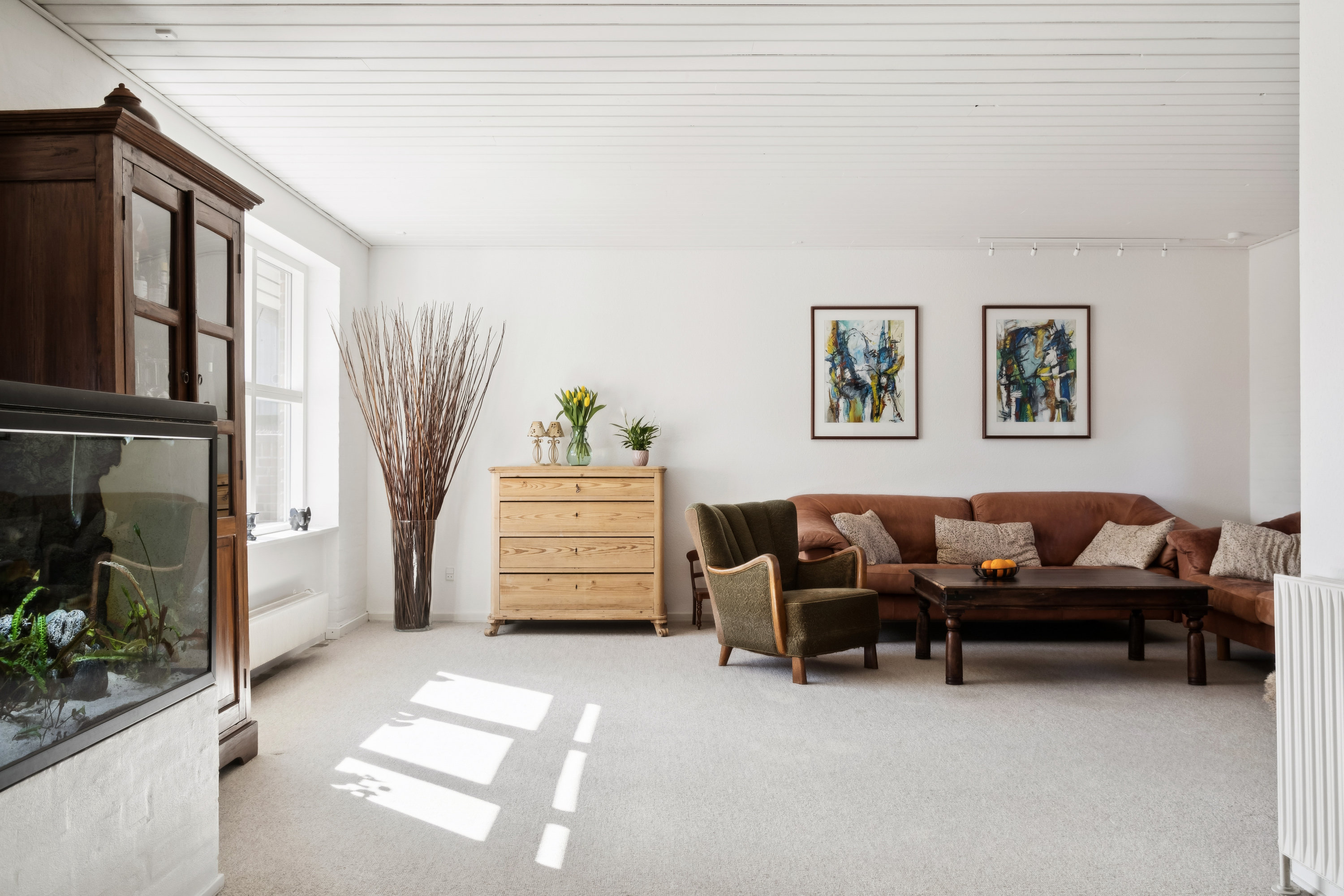 Fremhævet stue billede i fuldskærmstilstand. Billede af Axel Munchsvej 34, 8550 Ryomgård