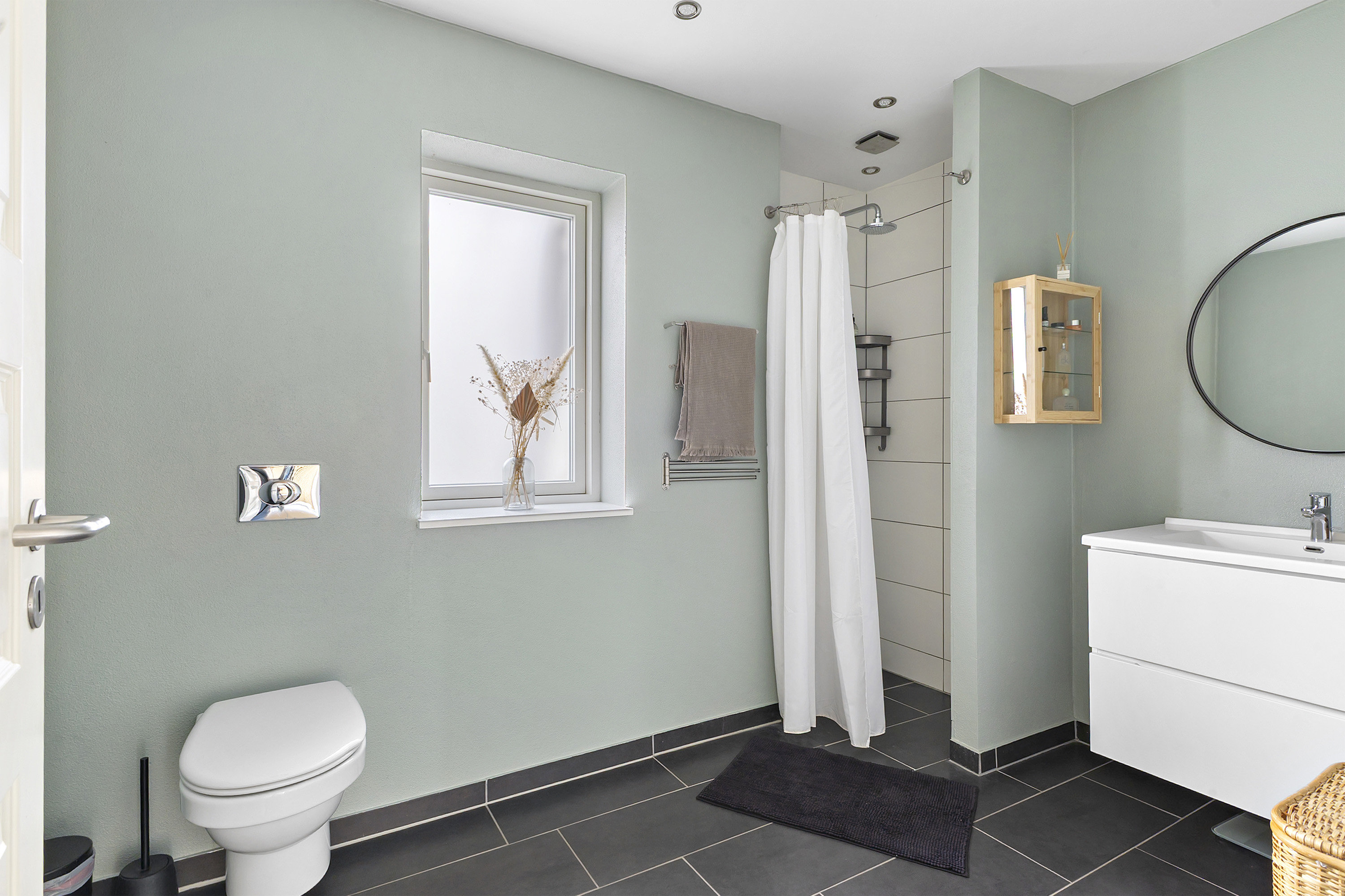 Fremhævet badeværelse billede i fuldskærmstilstand. Billede af Knudsvej 7, 7000 Fredericia