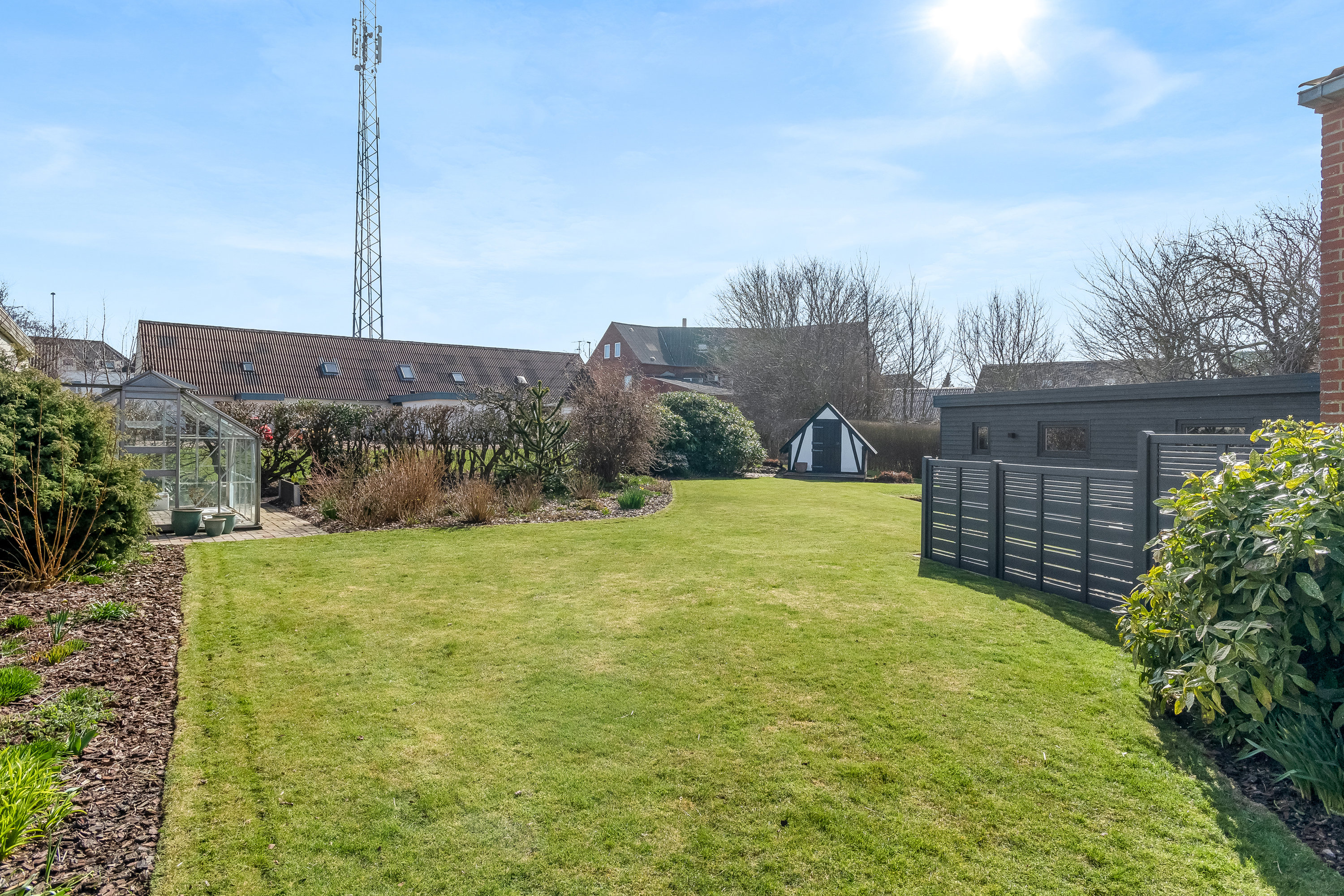 Fremhævet have billede i fuldskærmstilstand. Billede af Lindevej 5, 7620 Lemvig