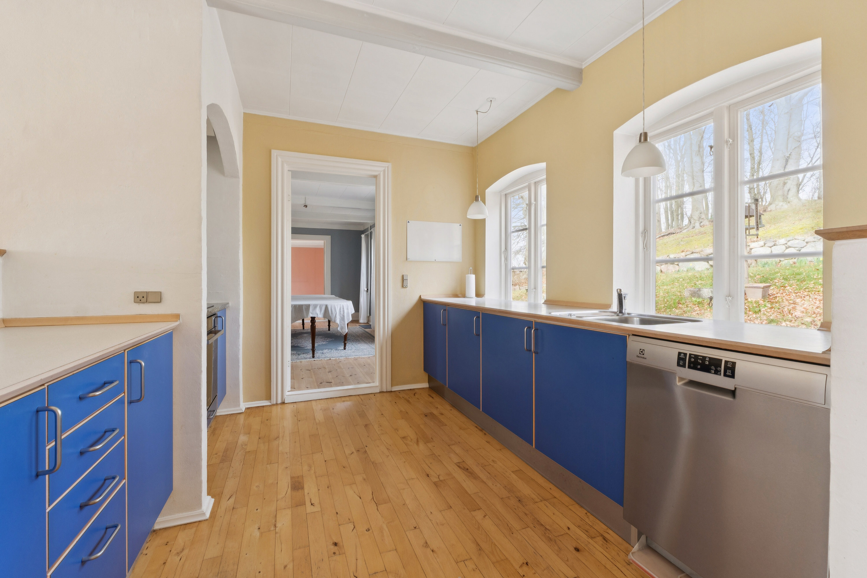 Fremhævet køkken billede i fuldskærmstilstand. Billede af Illebøllevej 1, Illebølle, 5900 Rudkøbing