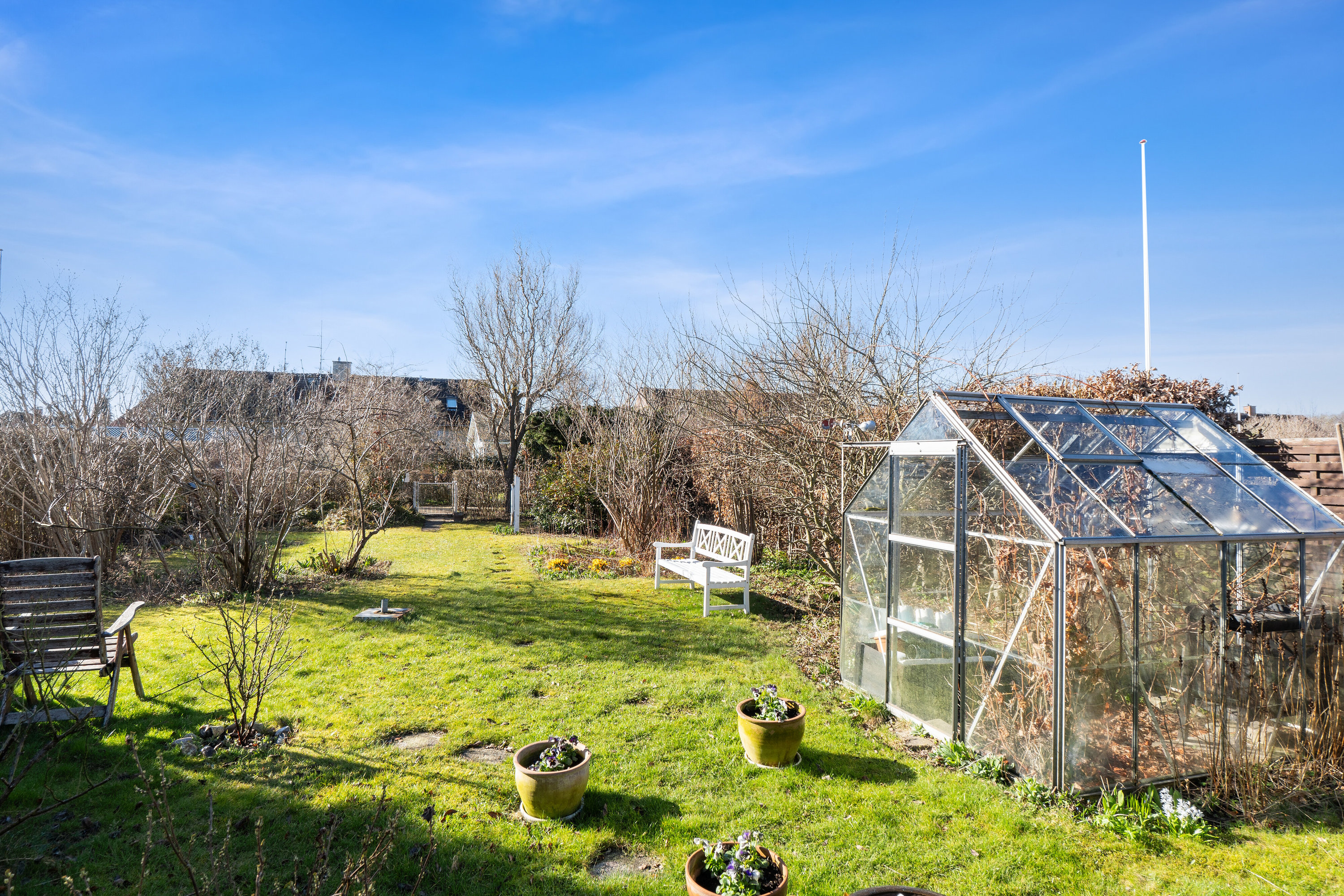 Fremhævet have billede i fuldskærmstilstand. Billede af Solsikkestien 16, 2610 Rødovre