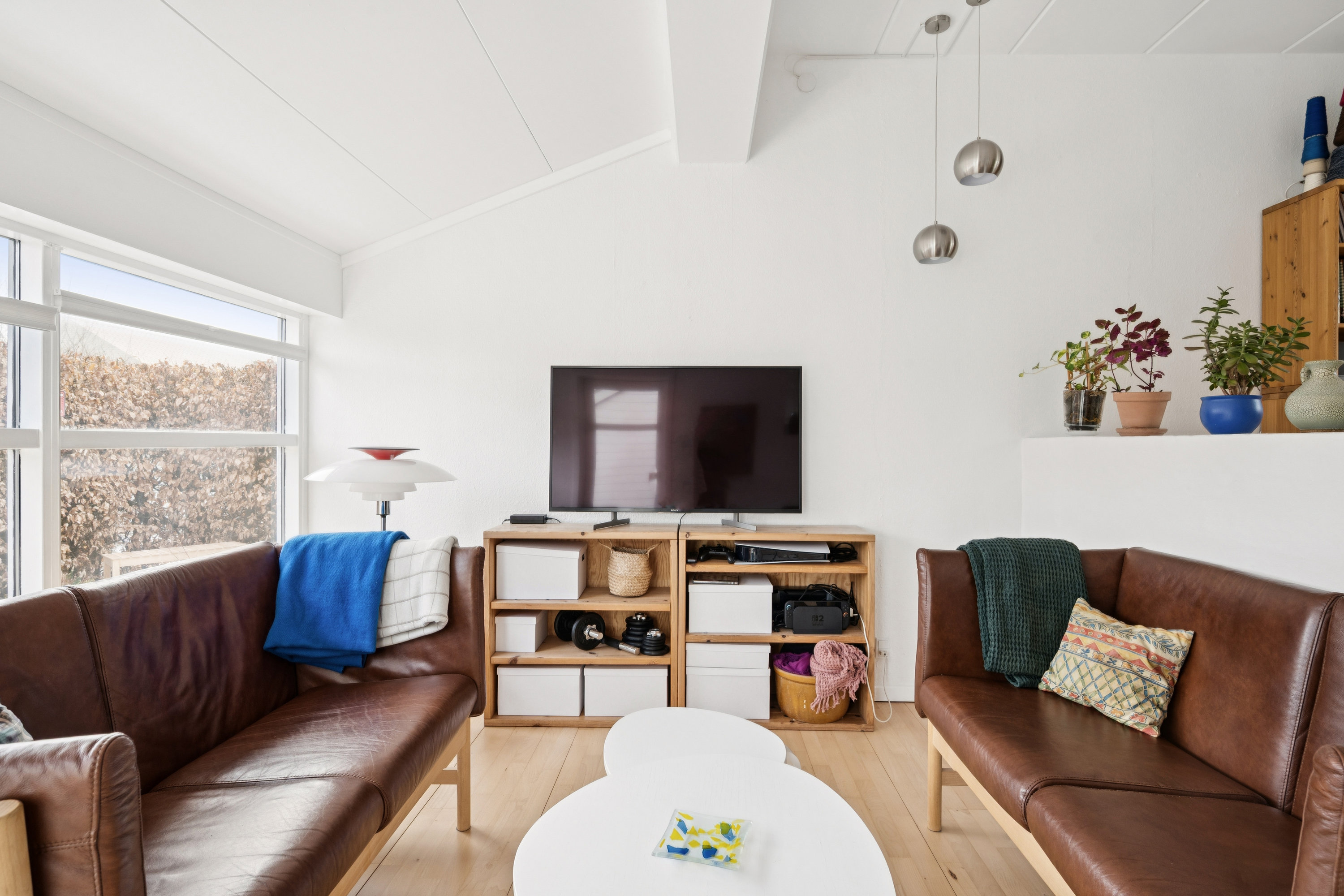 Fremhævet stue billede i fuldskærmstilstand. Billede af Skejbygårdsvej 236, 8240 Risskov