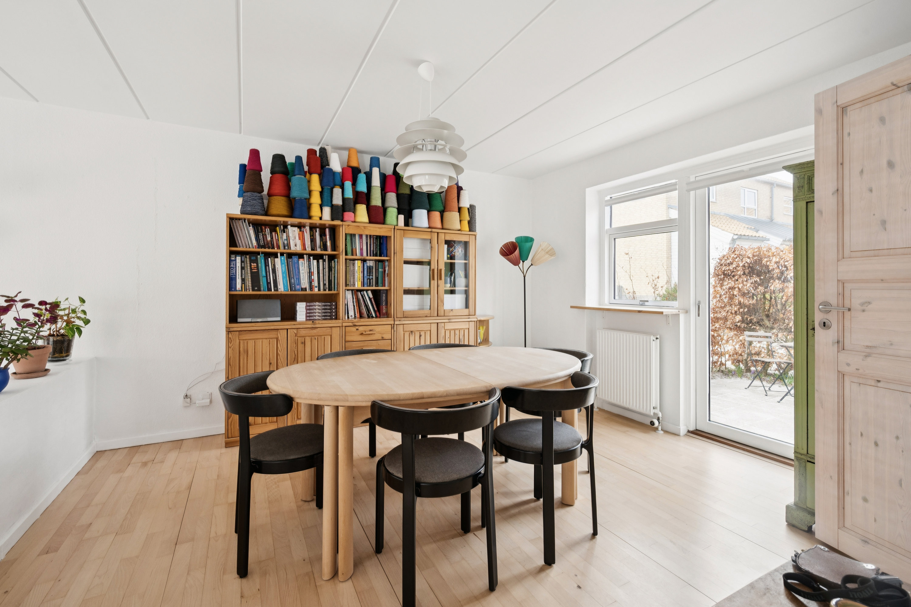 Fremhævet stue billede i fuldskærmstilstand. Billede af Skejbygårdsvej 236, 8240 Risskov