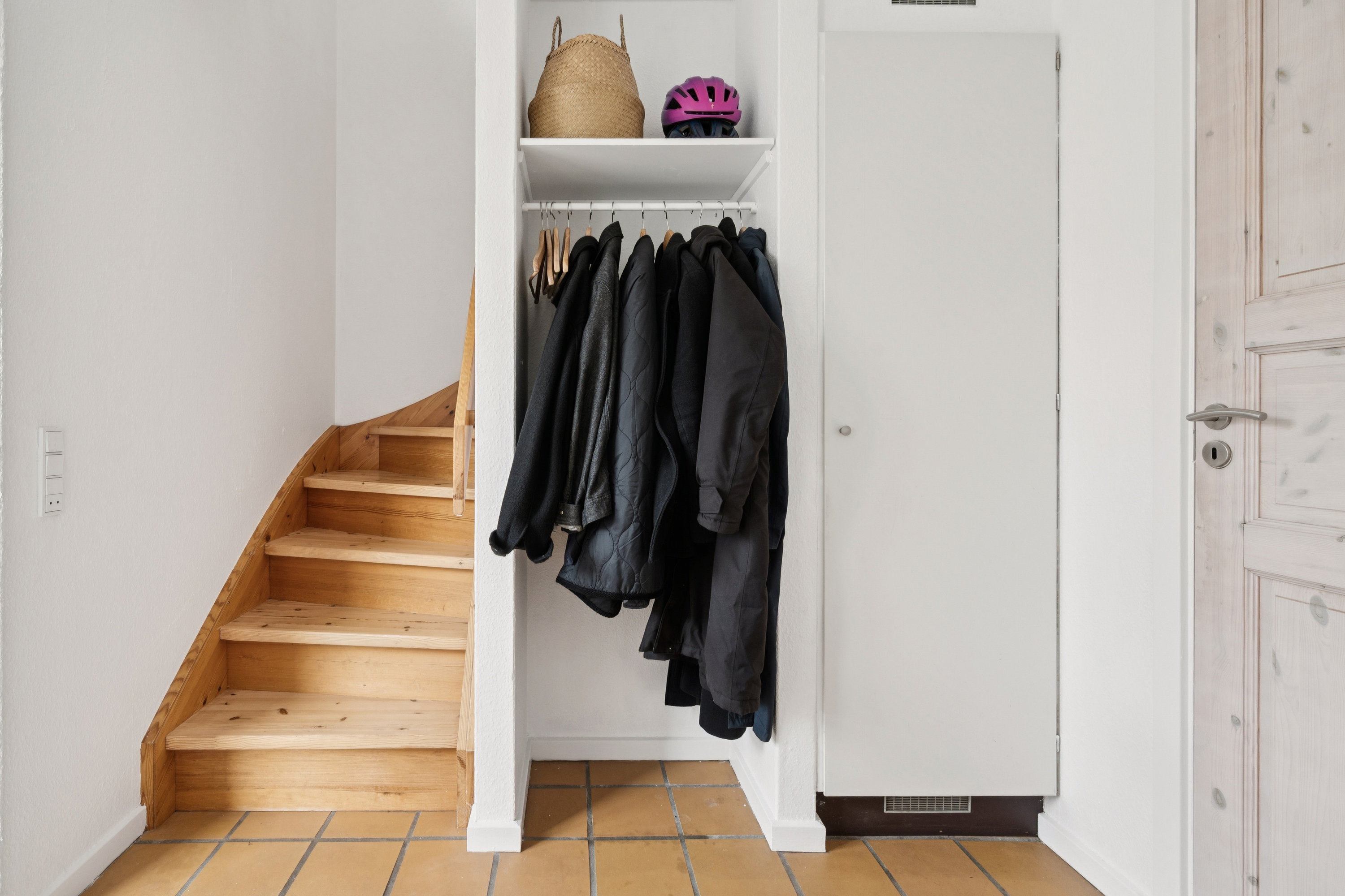 Fremhævet entré billede i fuldskærmstilstand. Billede af Skejbygårdsvej 236, 8240 Risskov