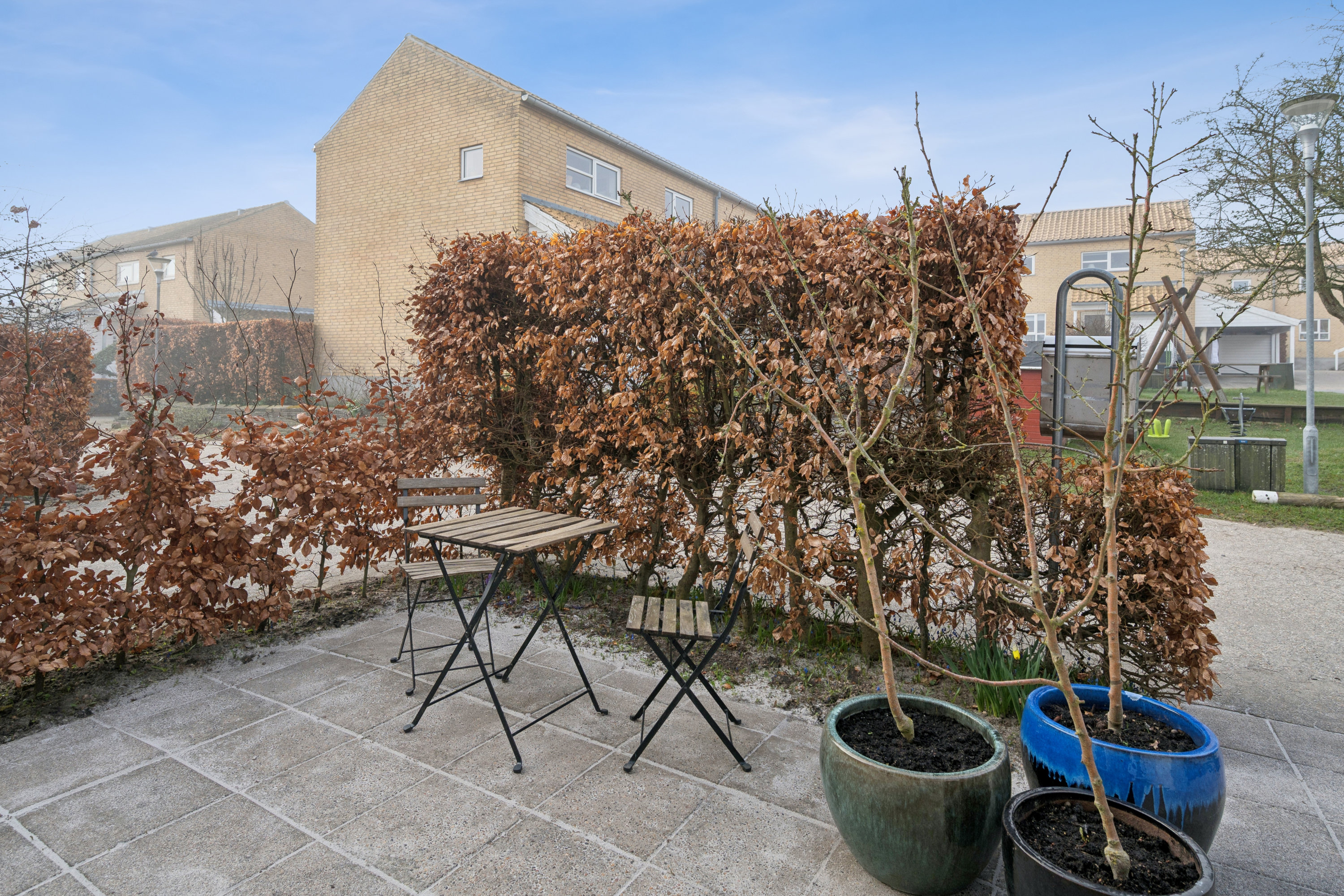 Fremhævet gårdmiljø billede i fuldskærmstilstand. Billede af Skejbygårdsvej 236, 8240 Risskov