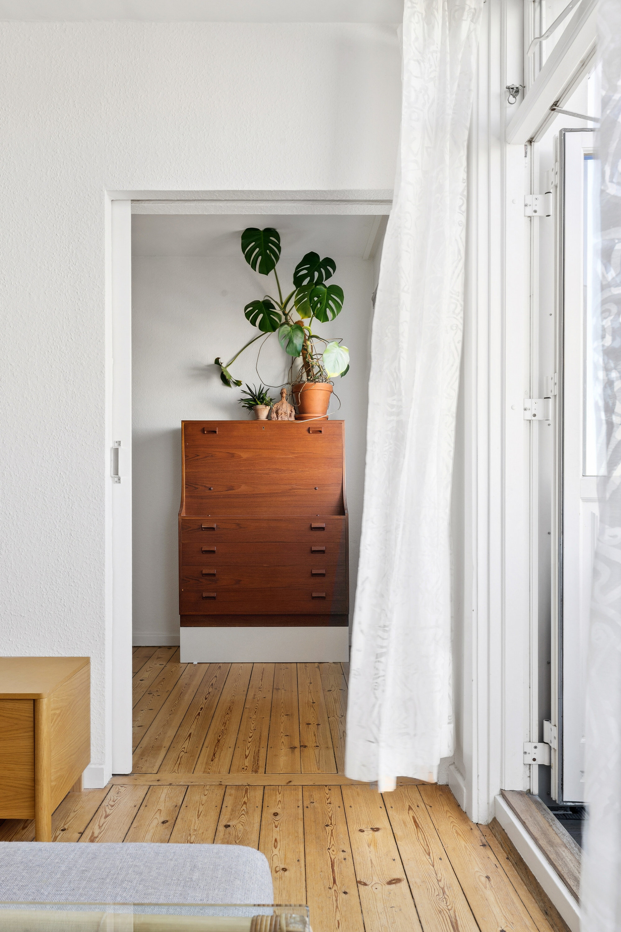 Fremhævet indendørs billede i fuldskærmstilstand. Billede af Rossinisvej 8, 3. th., 2450 København SV