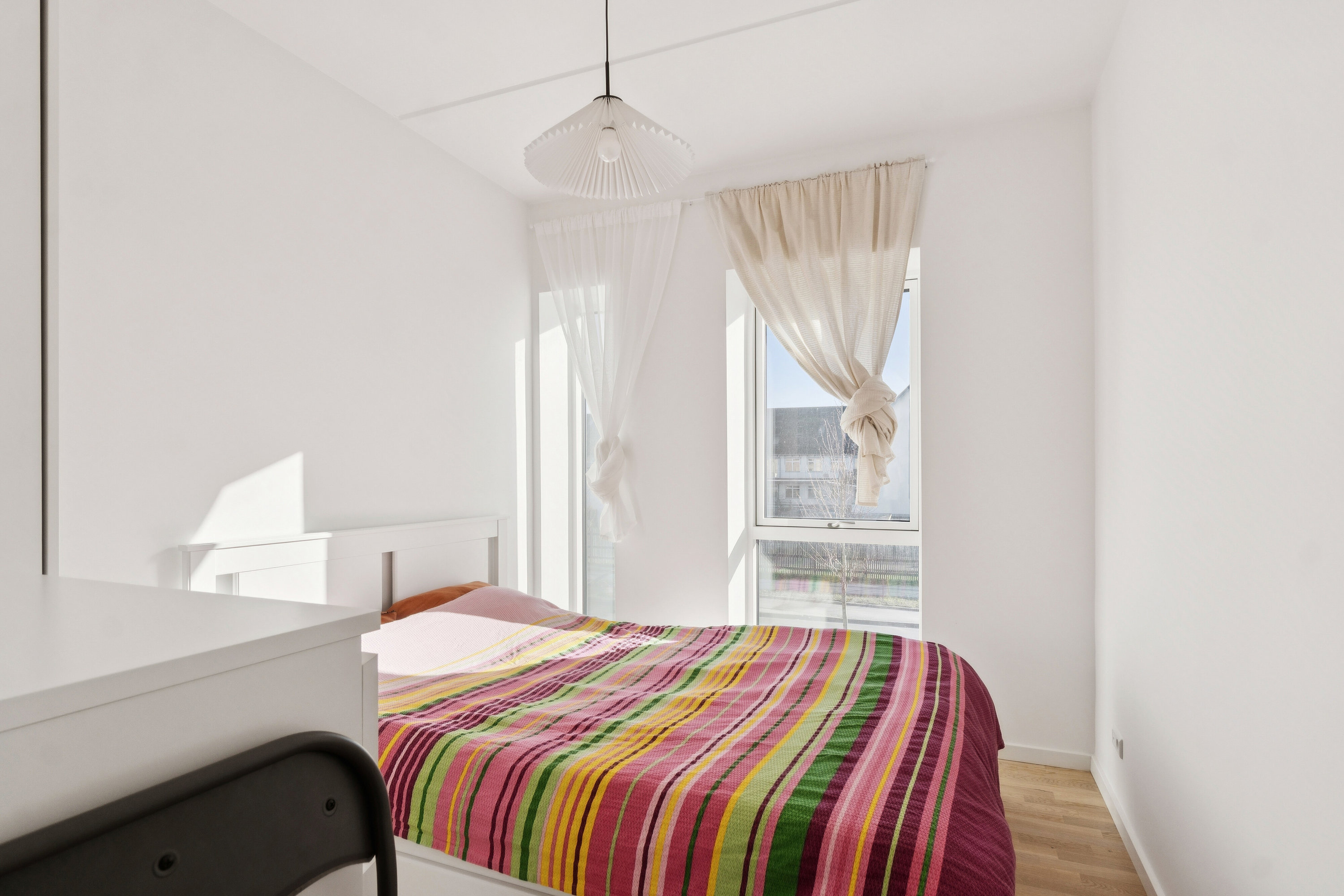 Fremhævet soveværelse billede i fuldskærmstilstand. Billede af Kirkebjerg Parkvej 10C, 1. tv., 2605 Brøndby