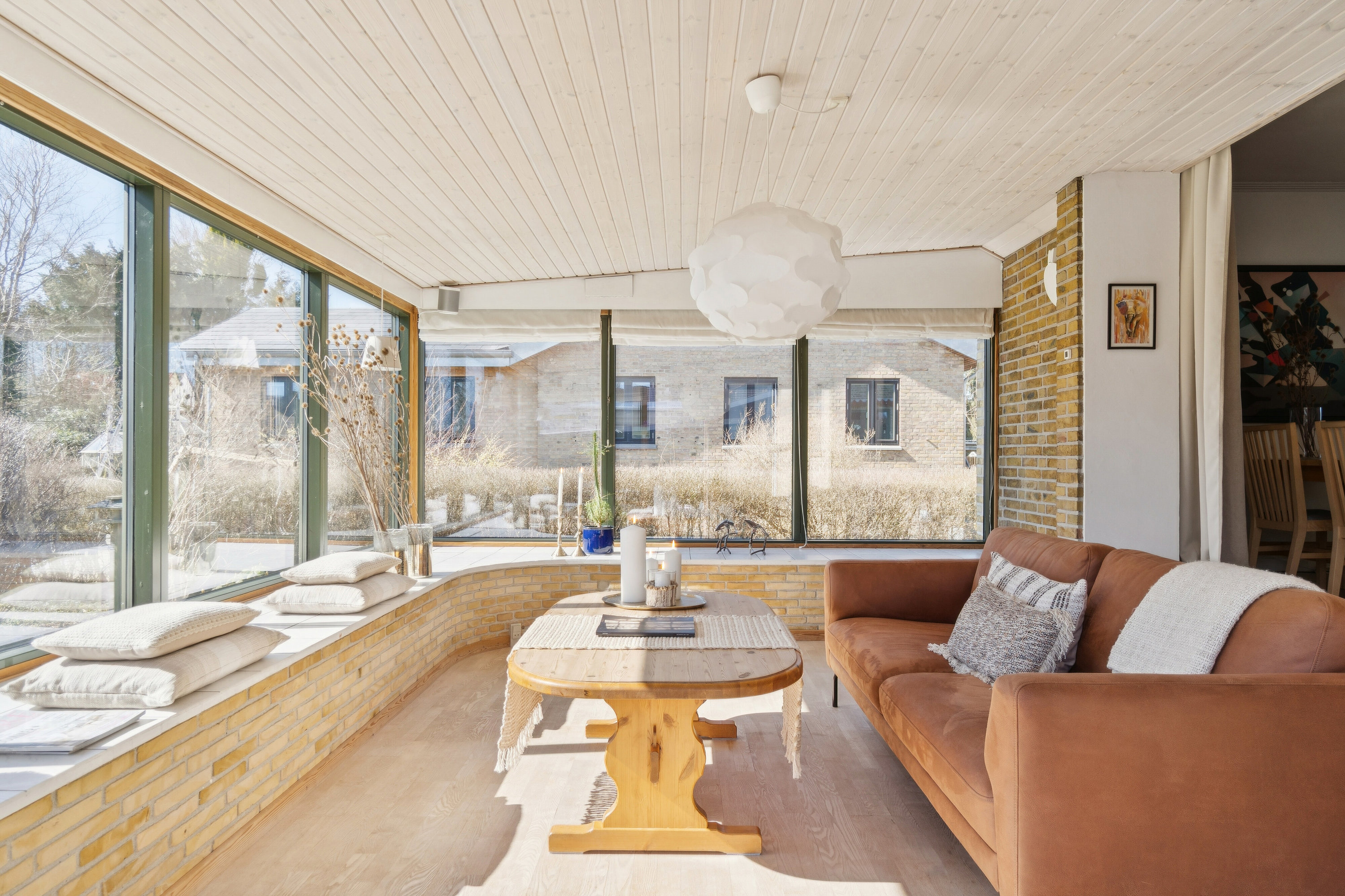 Fremhævet stue billede i fuldskærmstilstand. Billede af Møllevænget 45, 2800 Kongens Lyngby