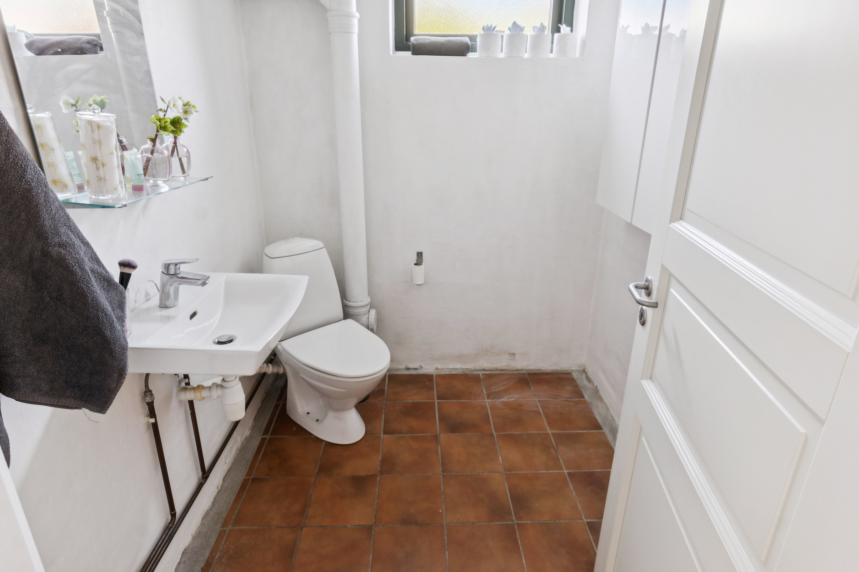 Fremhævet badeværelse billede i fuldskærmstilstand. Billede af Møllevænget 45, 2800 Kongens Lyngby