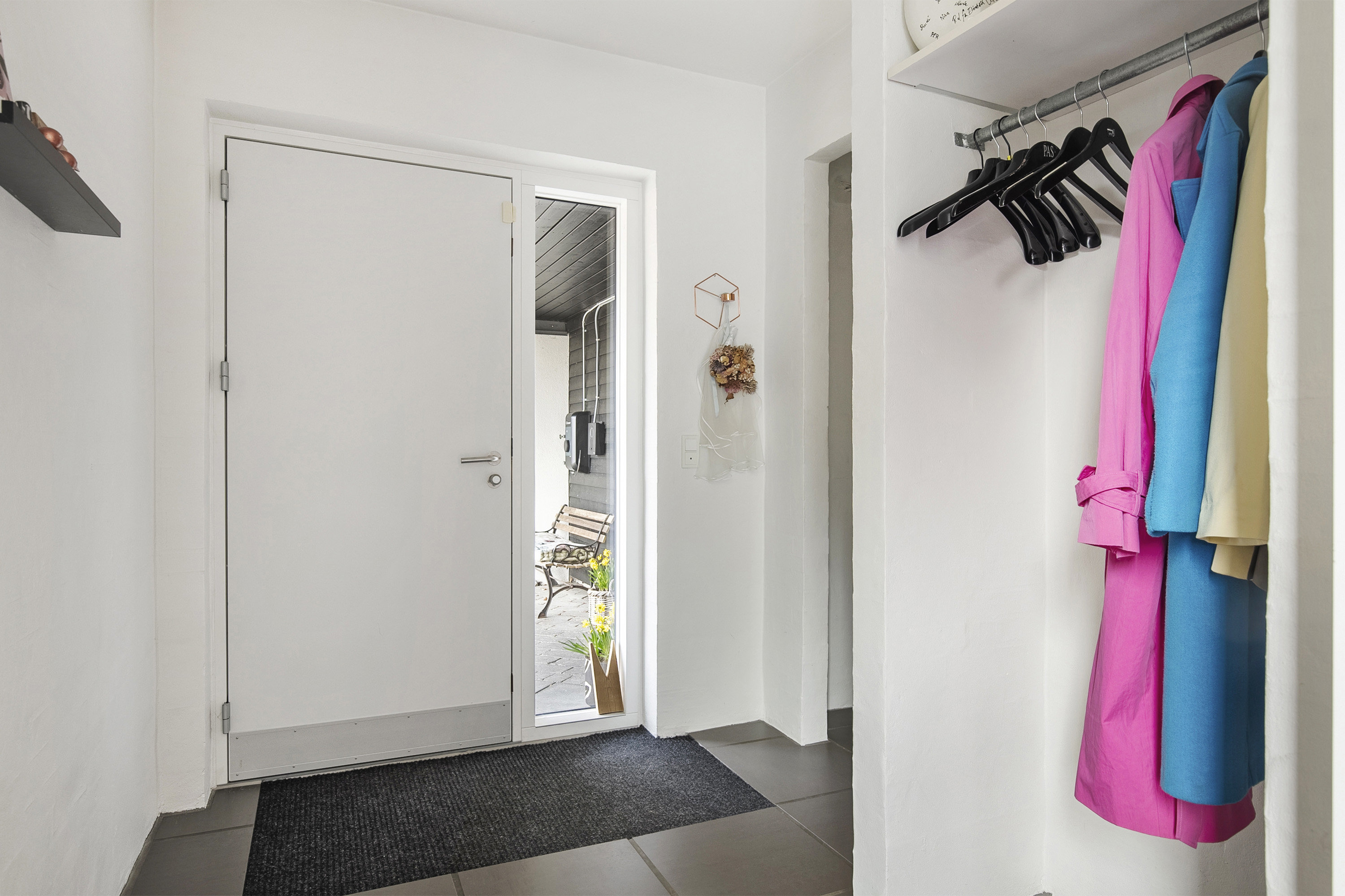 Fremhævet entré billede i fuldskærmstilstand. Billede af Rosenvænget 88, 8362 Hørning