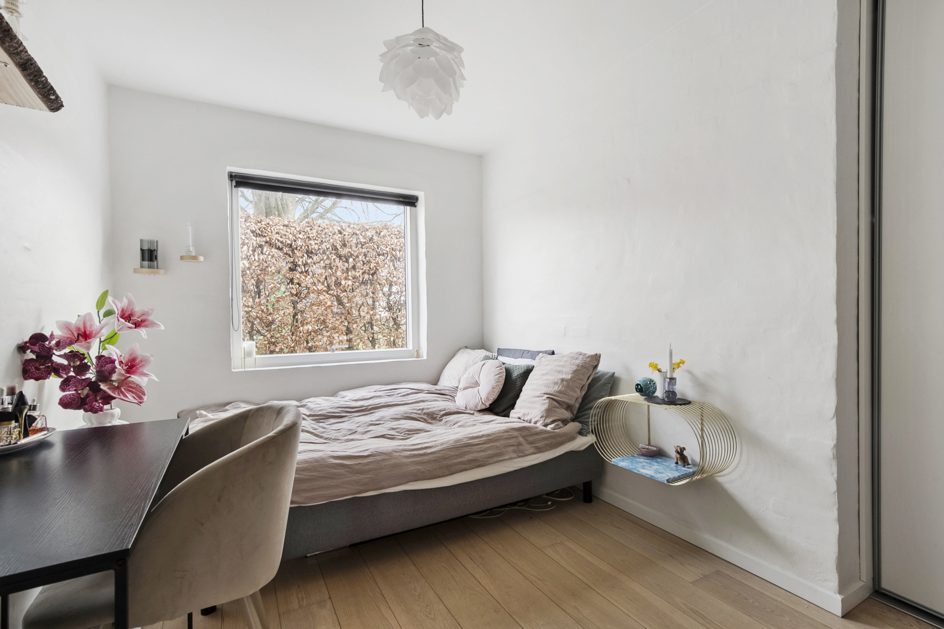 Fremhævet soveværelse billede i fuldskærmstilstand. Billede af Rosenvænget 88, 8362 Hørning