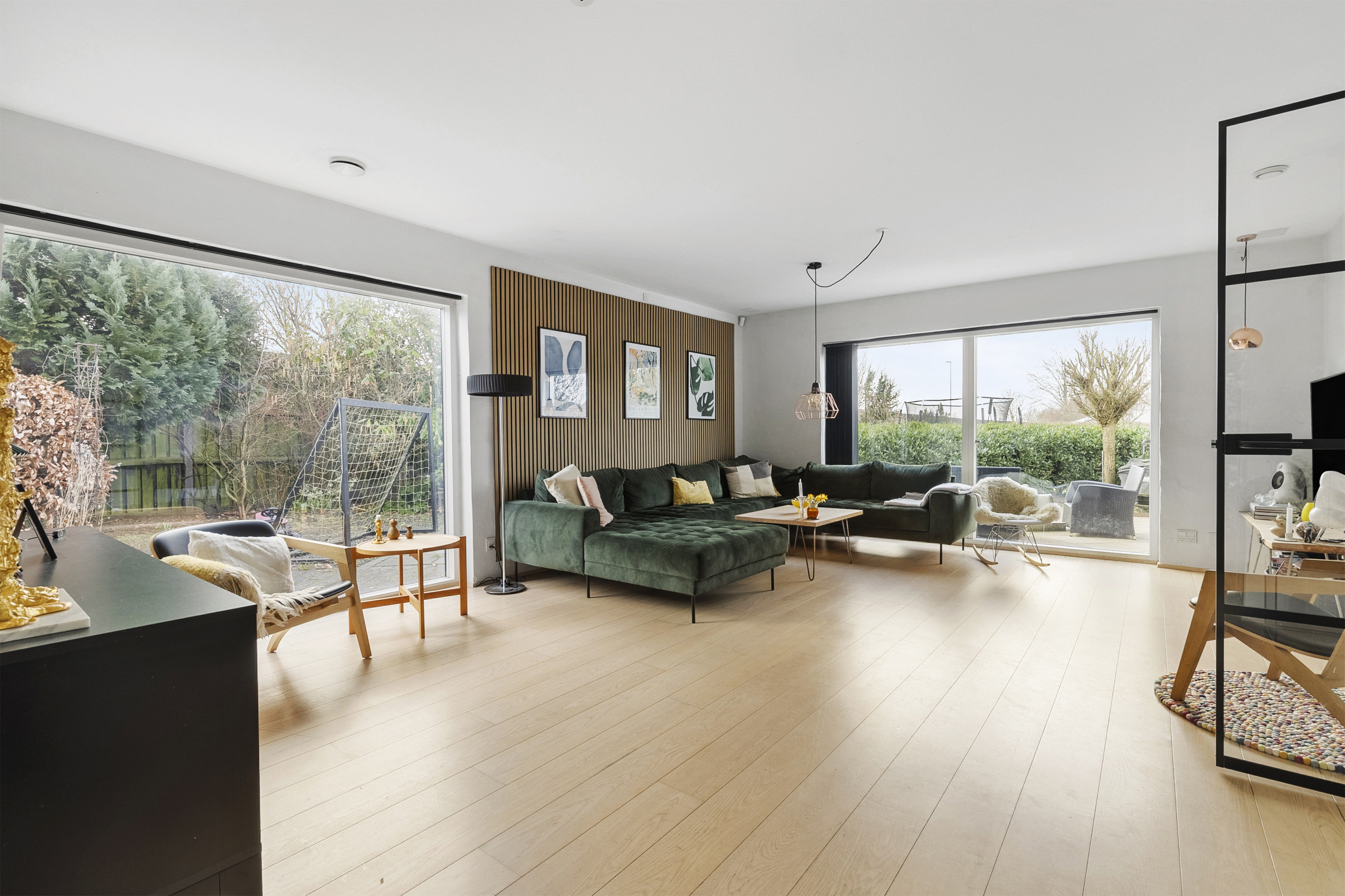 Fremhævet stue billede i fuldskærmstilstand. Billede af Rosenvænget 88, 8362 Hørning