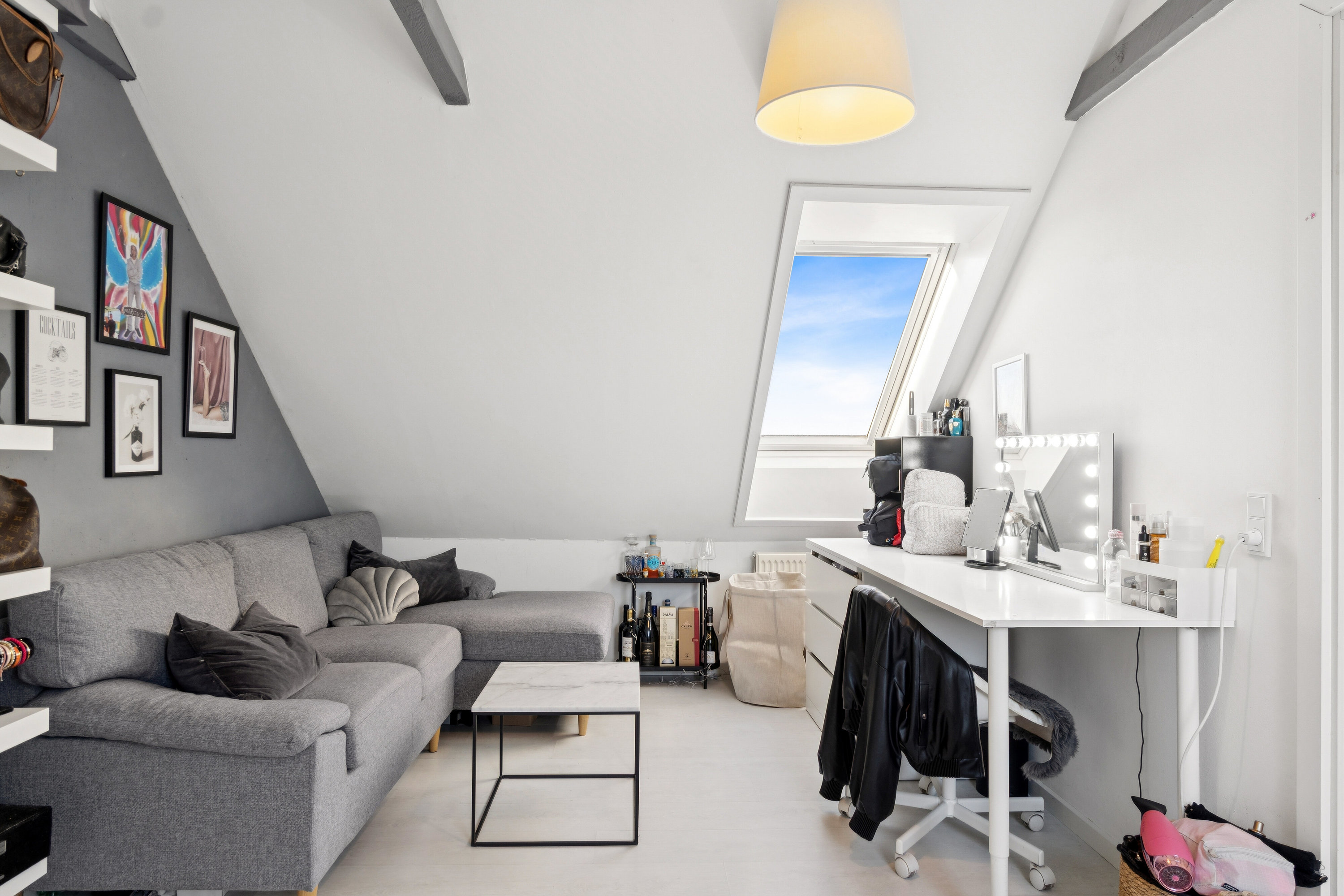 Fremhævet arbejdsværelse billede i fuldskærmstilstand. Billede af Nørregårdsvej 132, 2610 Rødovre