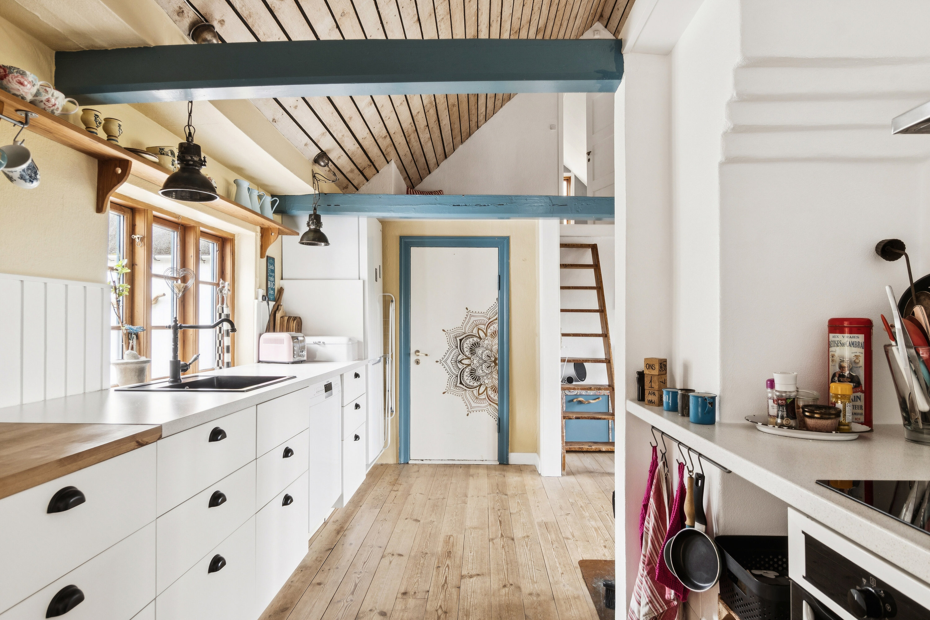 Fremhævet køkken billede i fuldskærmstilstand. Billede af Nyrupvej 139, 4400 Kalundborg