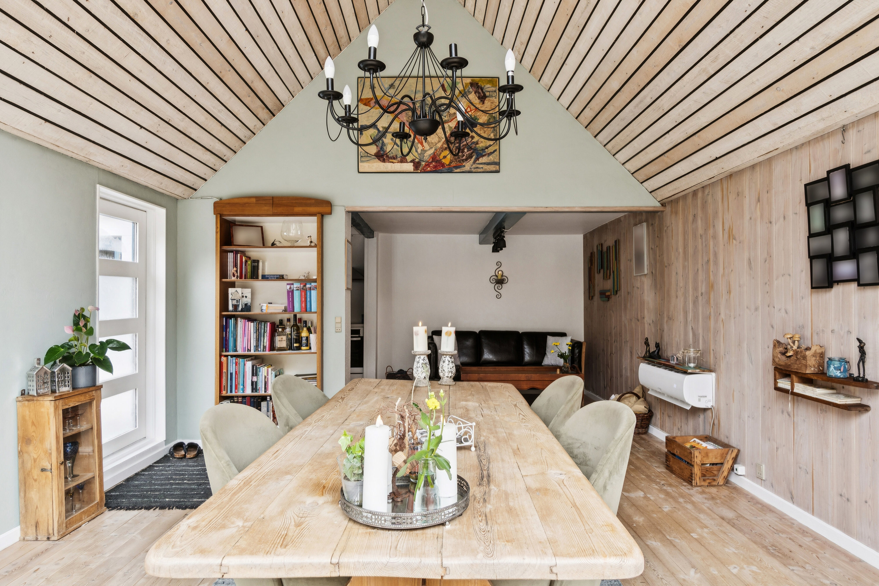 Fremhævet spisestue billede i fuldskærmstilstand. Billede af Nyrupvej 139, 4400 Kalundborg