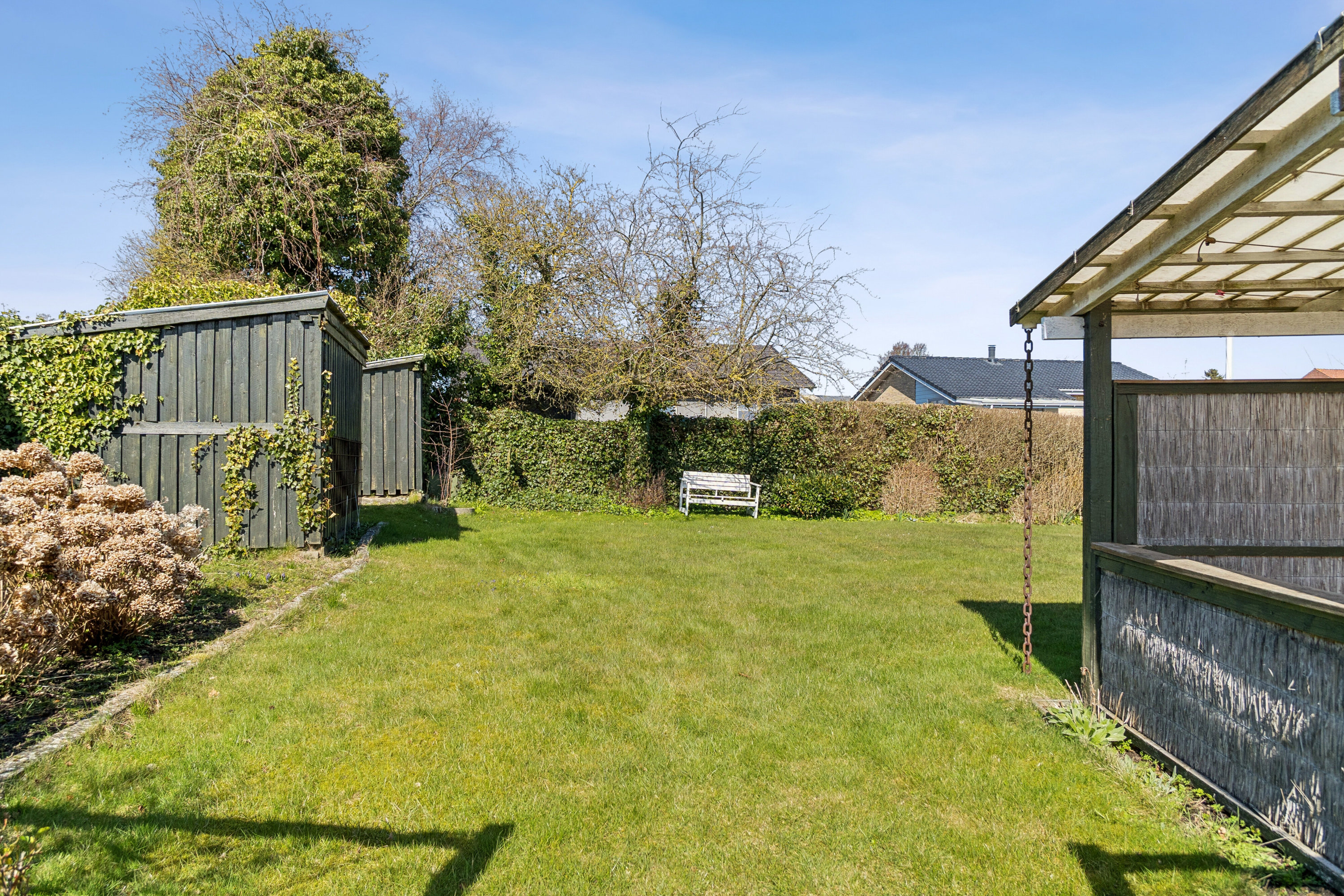 Fremhævet set fra haven billede i fuldskærmstilstand. Billede af Bregnegårdsparken 5, 5700 Svendborg