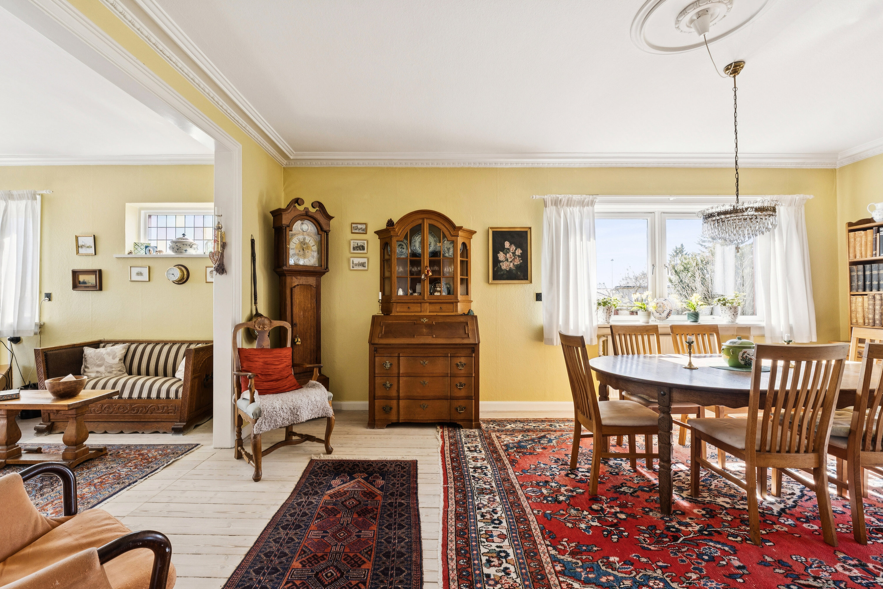 Fremhævet spisestue billede i fuldskærmstilstand. Billede af Buddingevej 66A, 2800 Kongens Lyngby