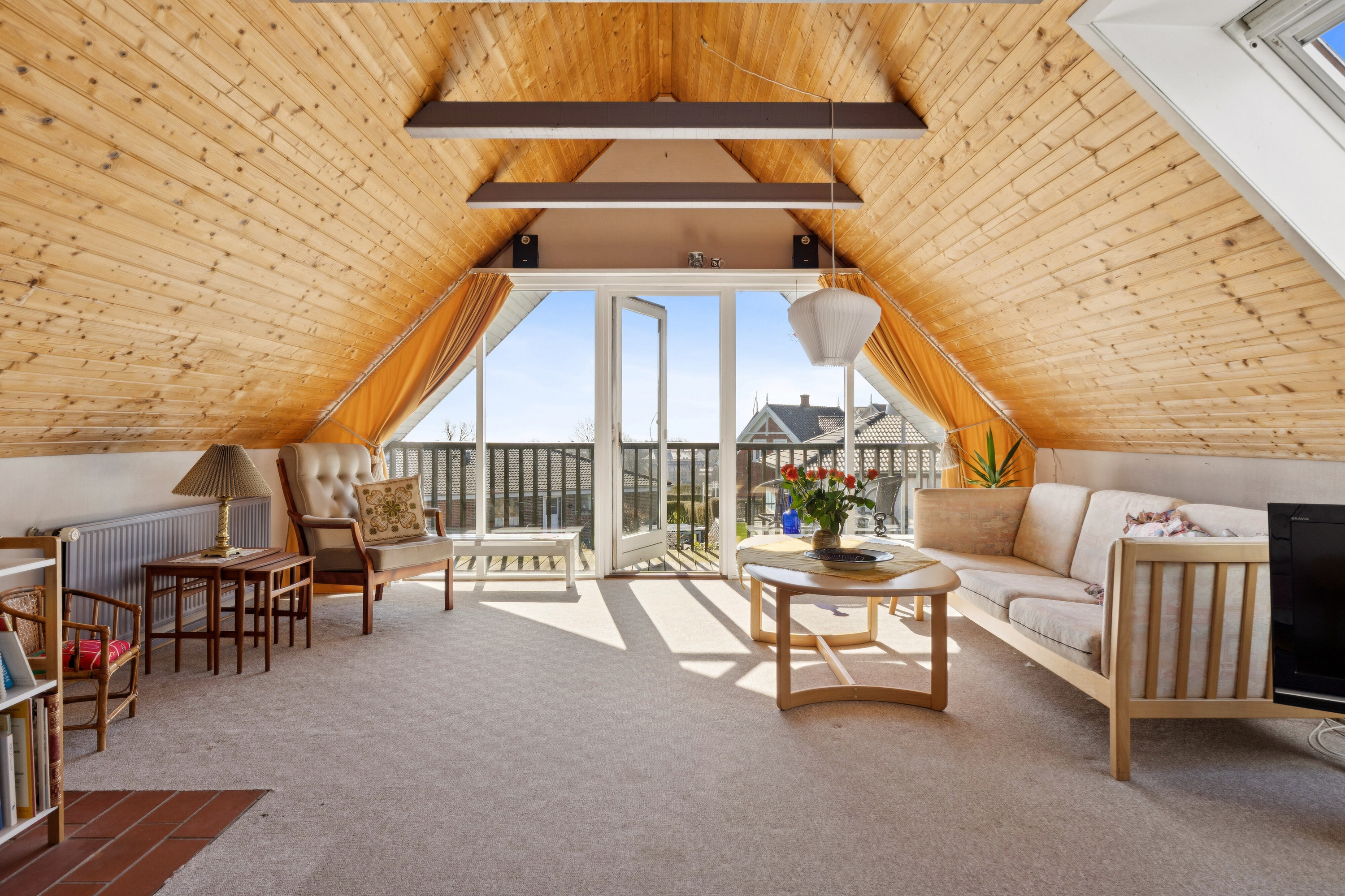 Fremhævet stue billede i fuldskærmstilstand. Billede af Bregnegårdsparken 5, 5700 Svendborg