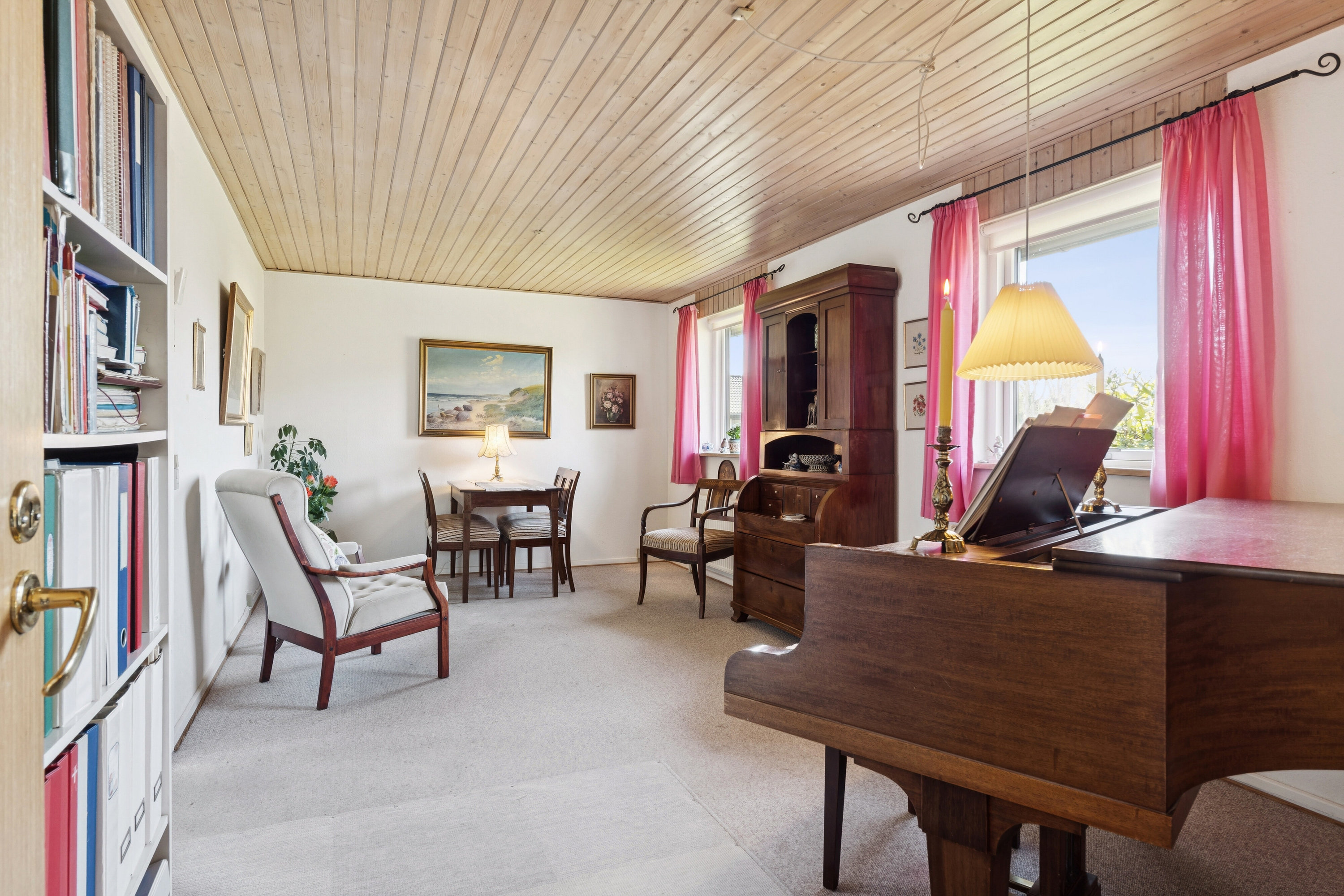 Fremhævet indendørs billede i fuldskærmstilstand. Billede af Bregnegårdsparken 5, 5700 Svendborg