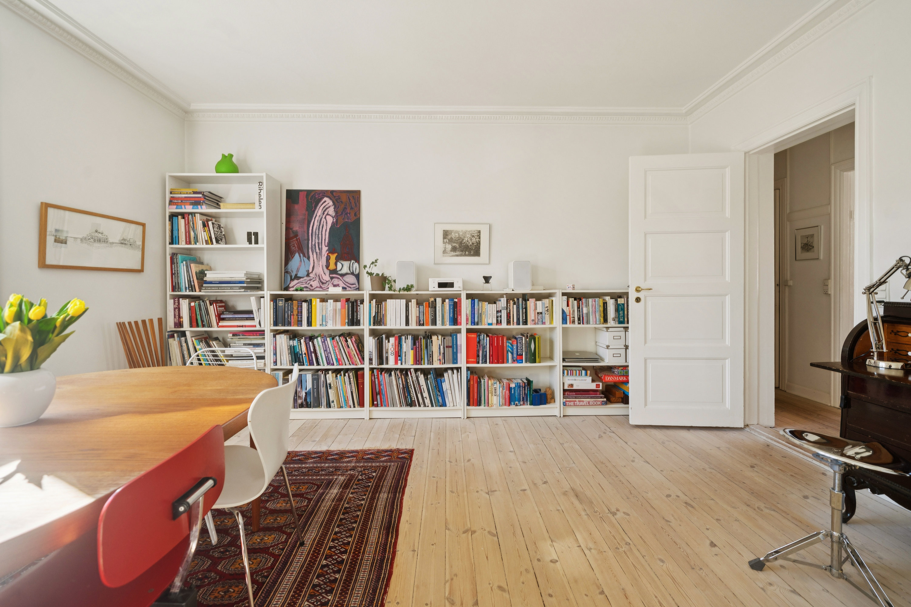 Fremhævet stue billede i fuldskærmstilstand. Billede af H.V. Nyholms Vej 13, 2. th., 2000 Frederiksberg