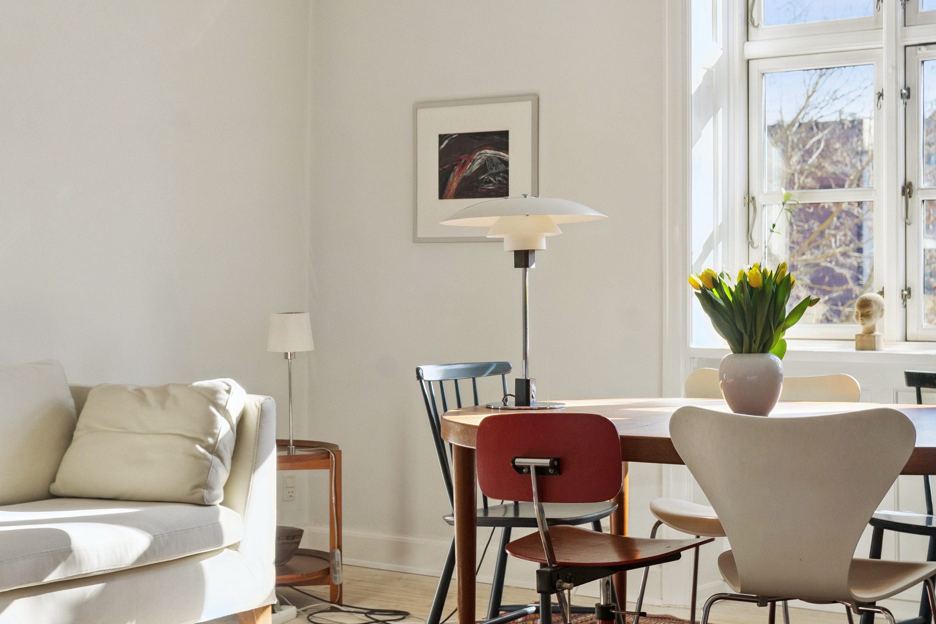 Fremhævet stue billede i fuldskærmstilstand. Billede af H.V. Nyholms Vej 13, 2. th., 2000 Frederiksberg