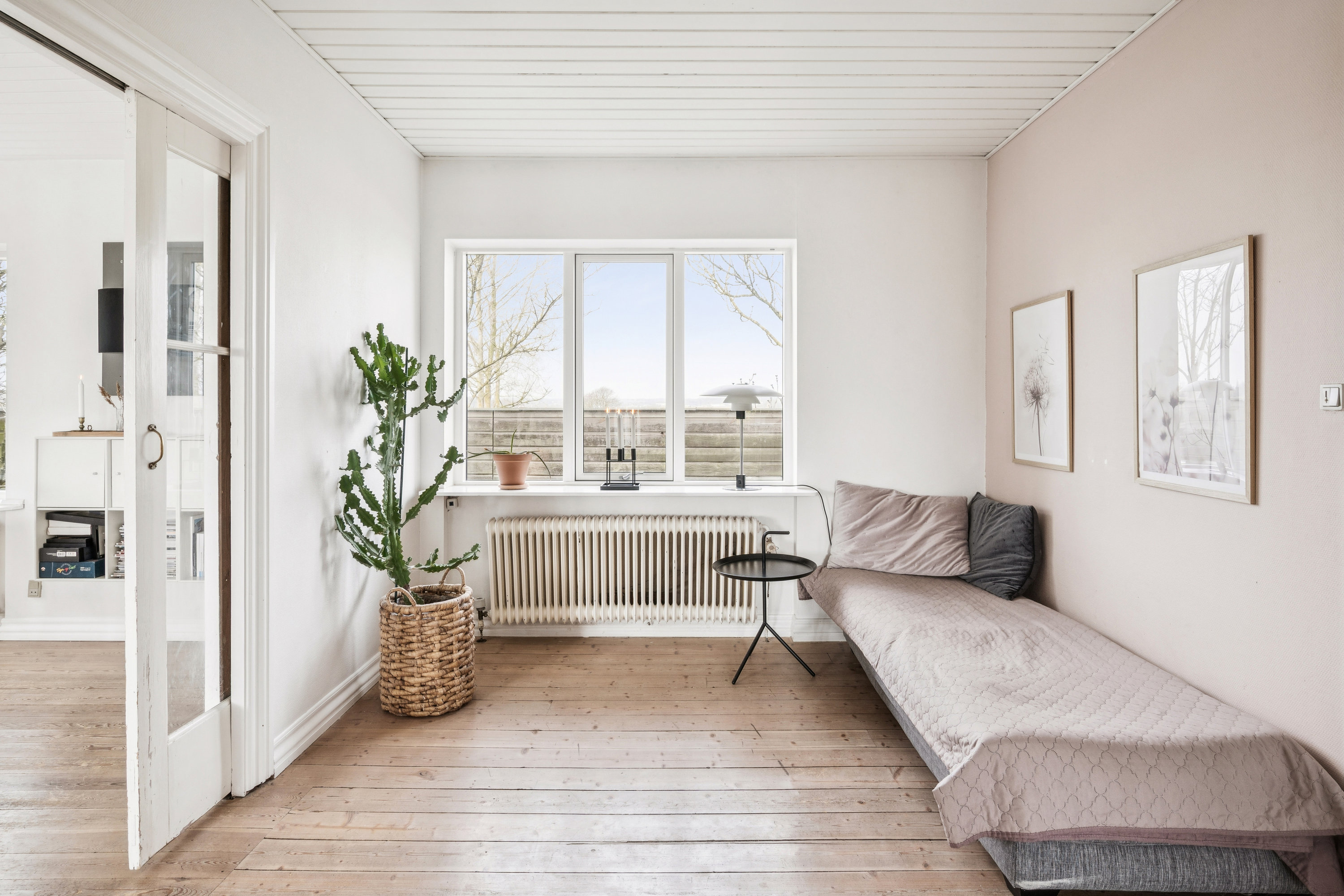 Fremhævet stue billede i fuldskærmstilstand. Billede af Tålforvej 2B, 8250 Egå