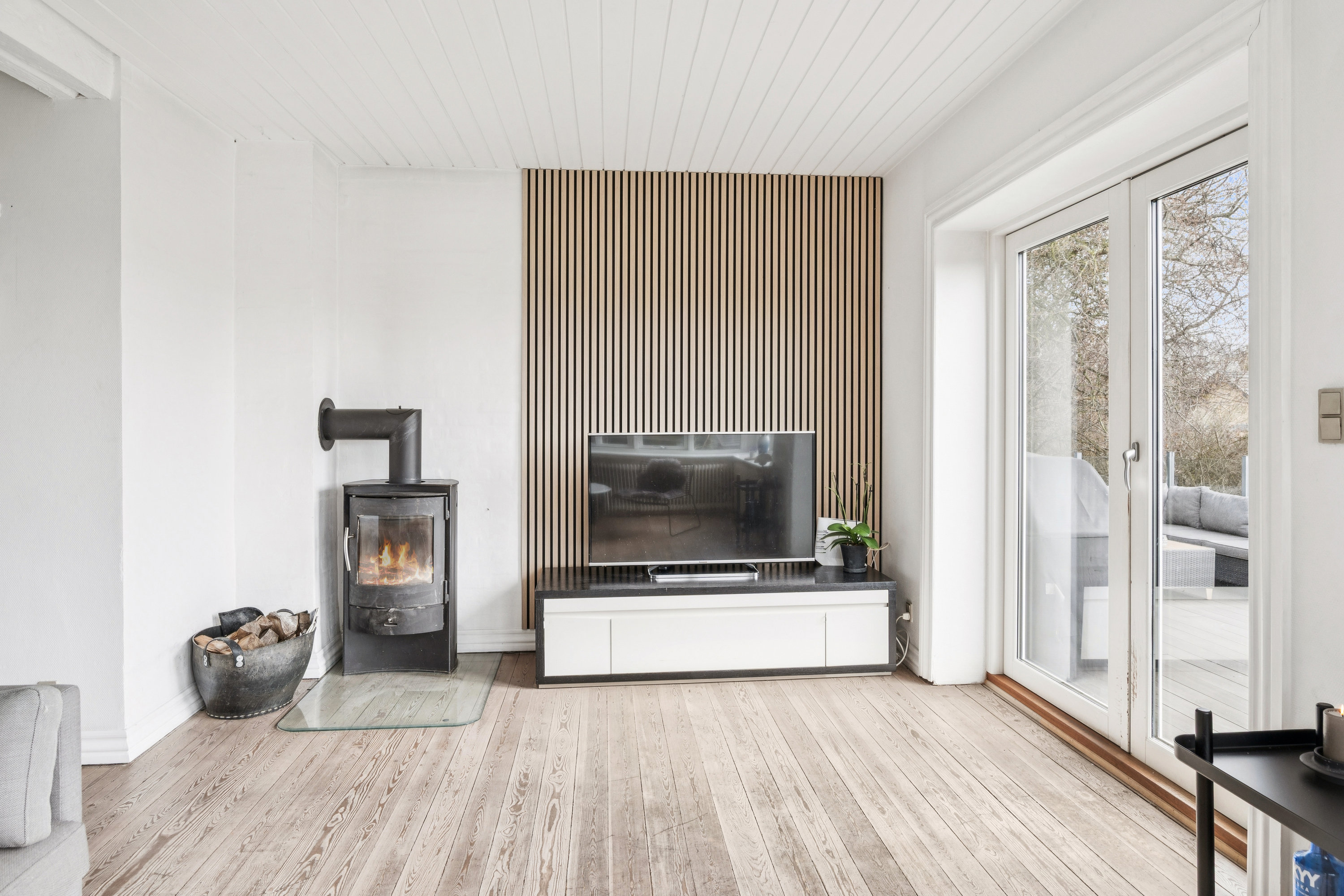 Fremhævet stue billede i fuldskærmstilstand. Billede af Tålforvej 2B, 8250 Egå