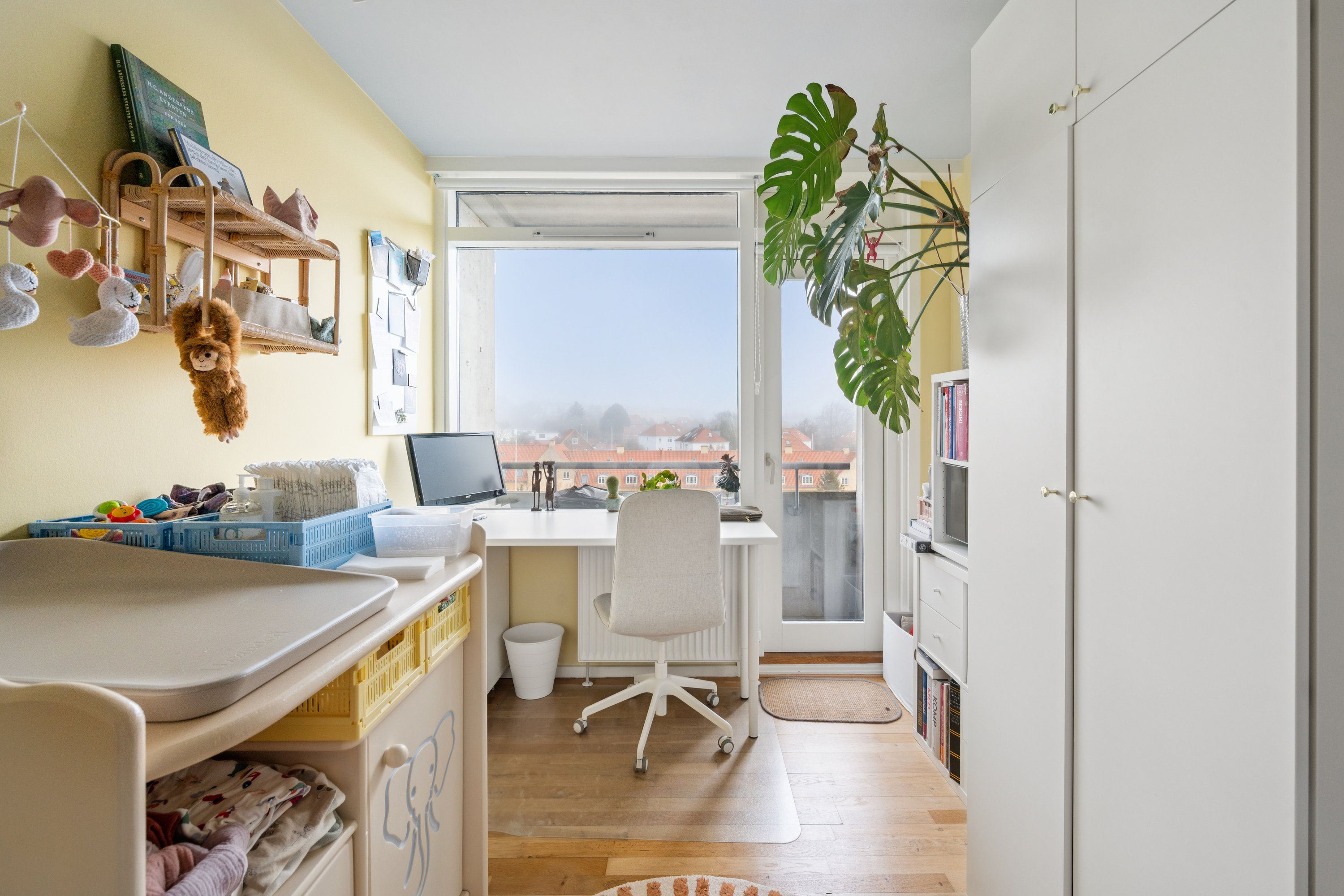 Fremhævet stue billede i fuldskærmstilstand. Billede af Vestervang 26, 4. th., 8000 Aarhus C