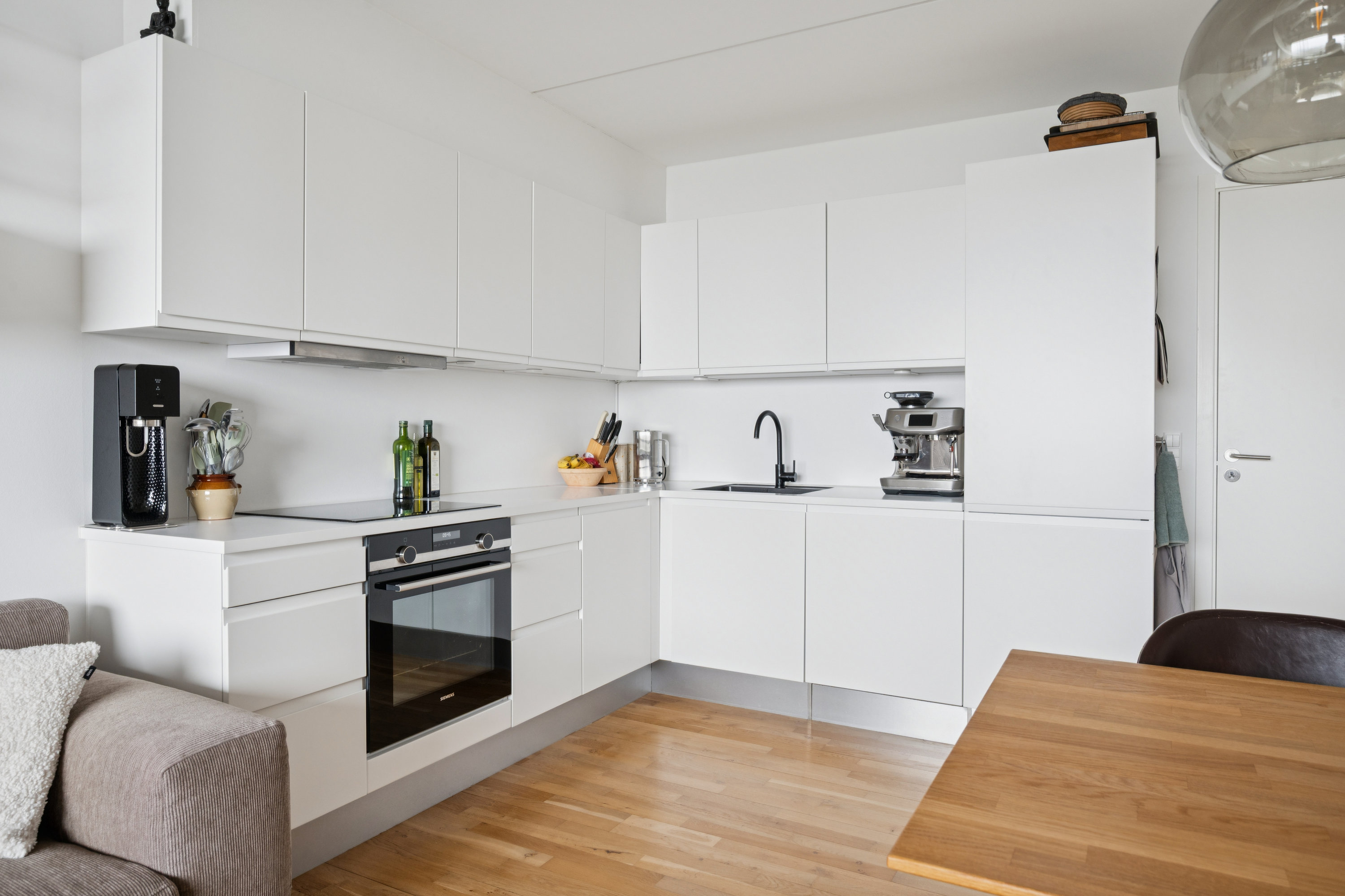 Fremhævet køkken billede i fuldskærmstilstand. Billede af Vestervang 26, 4. th., 8000 Aarhus C