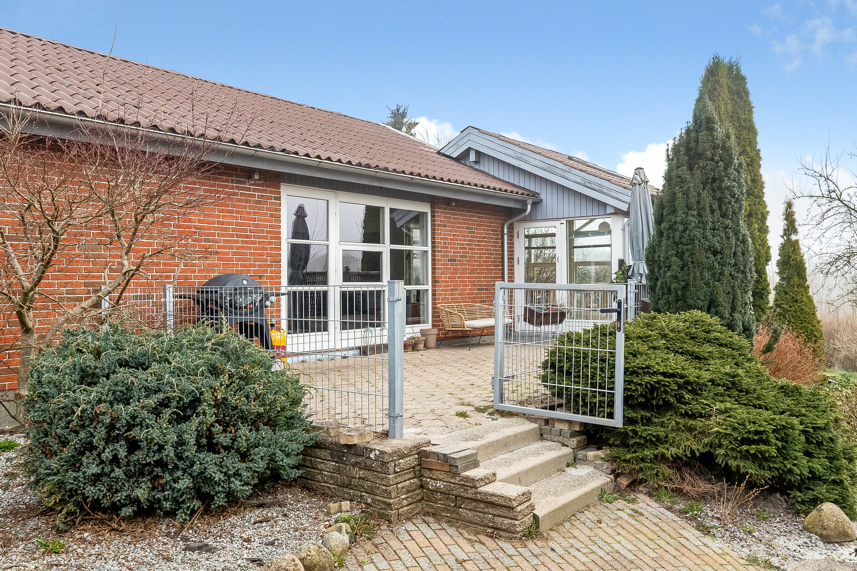 Fremhævet terrasse billede i fuldskærmstilstand. Billede af Lupinvænget 1, Aagaard, 6040 Egtved