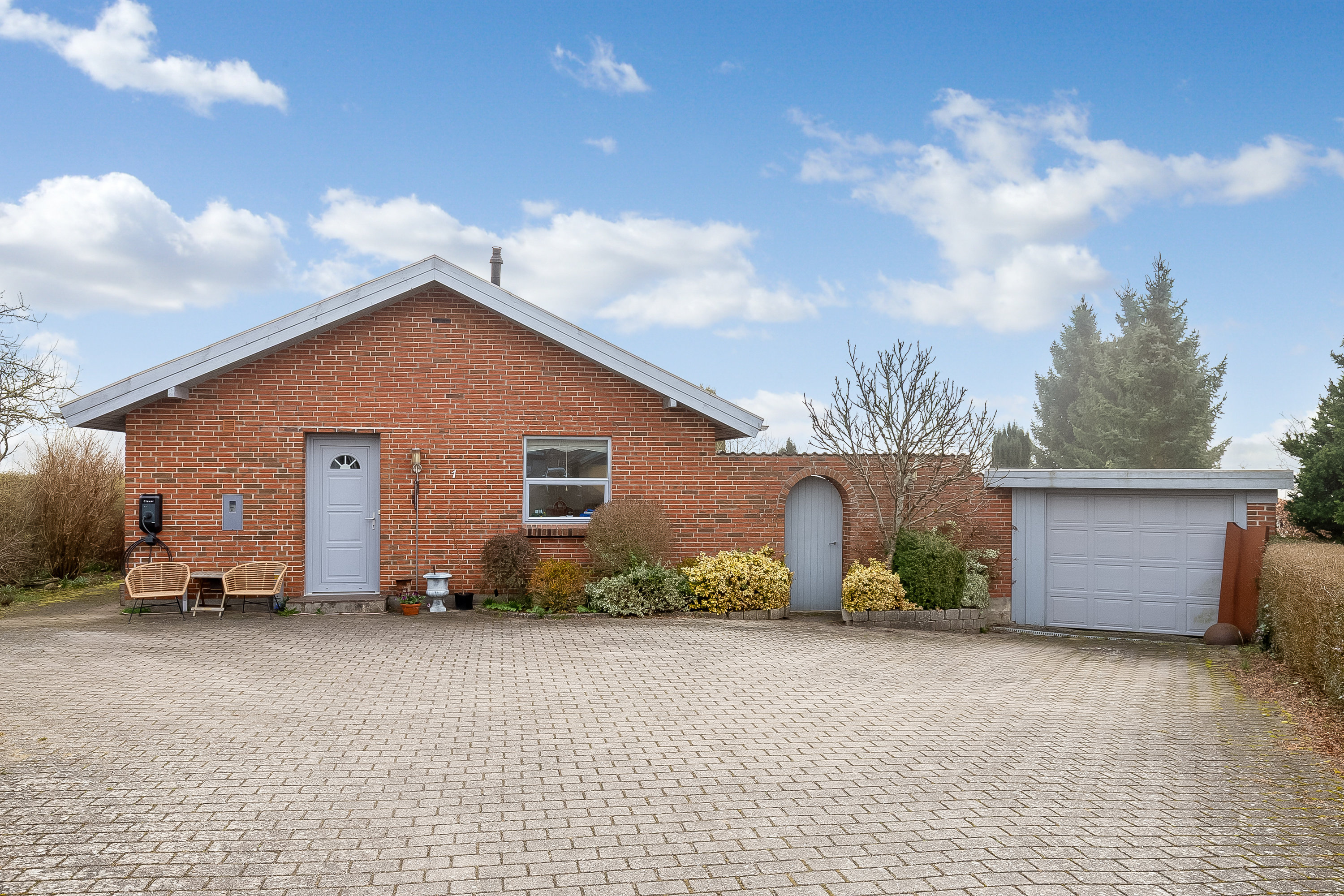 Fremhævet ejendommen billede i fuldskærmstilstand. Billede af Lupinvænget 1, Aagaard, 6040 Egtved