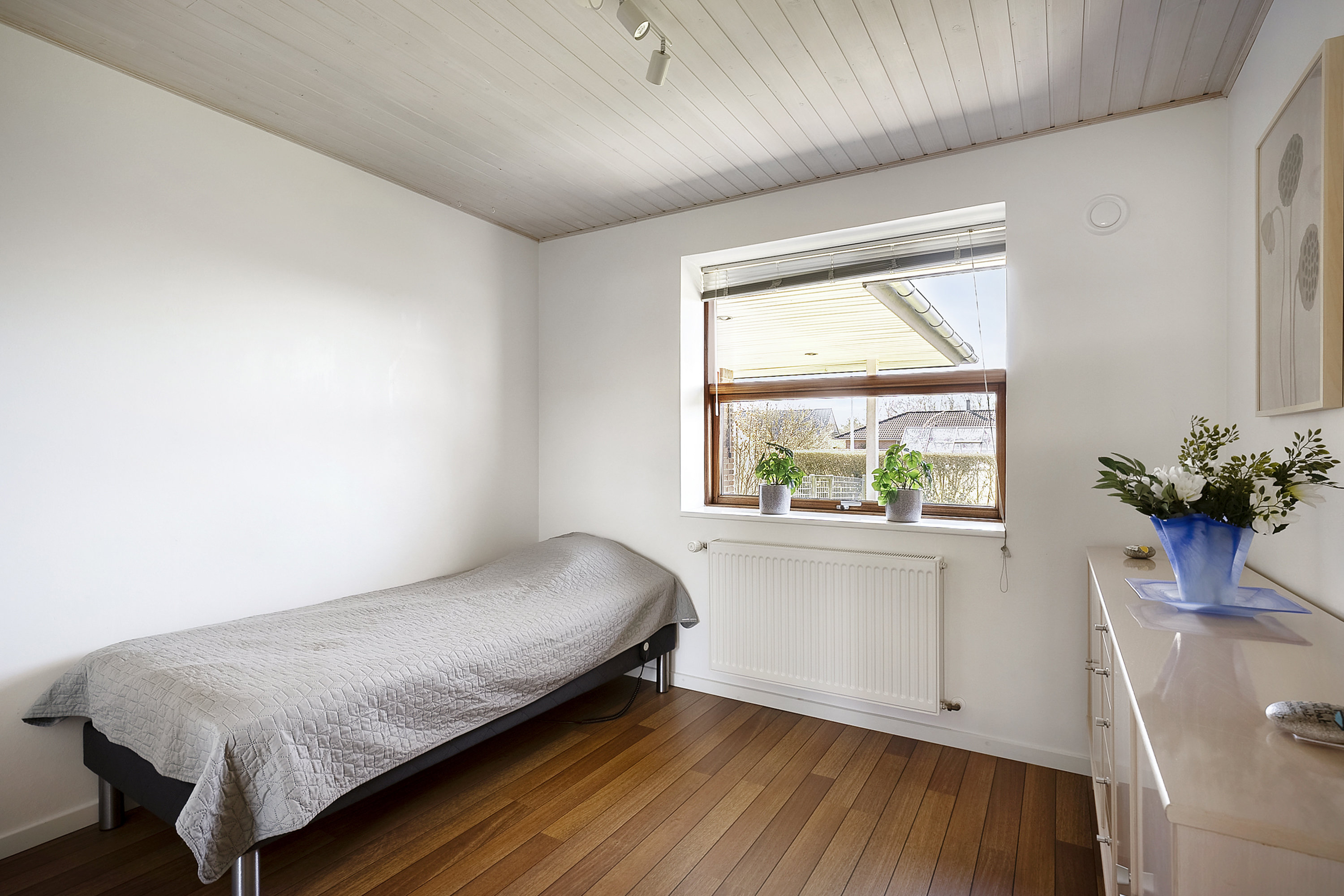 Fremhævet soveværelse billede i fuldskærmstilstand. Billede af Elledalen 17, 5462 Morud